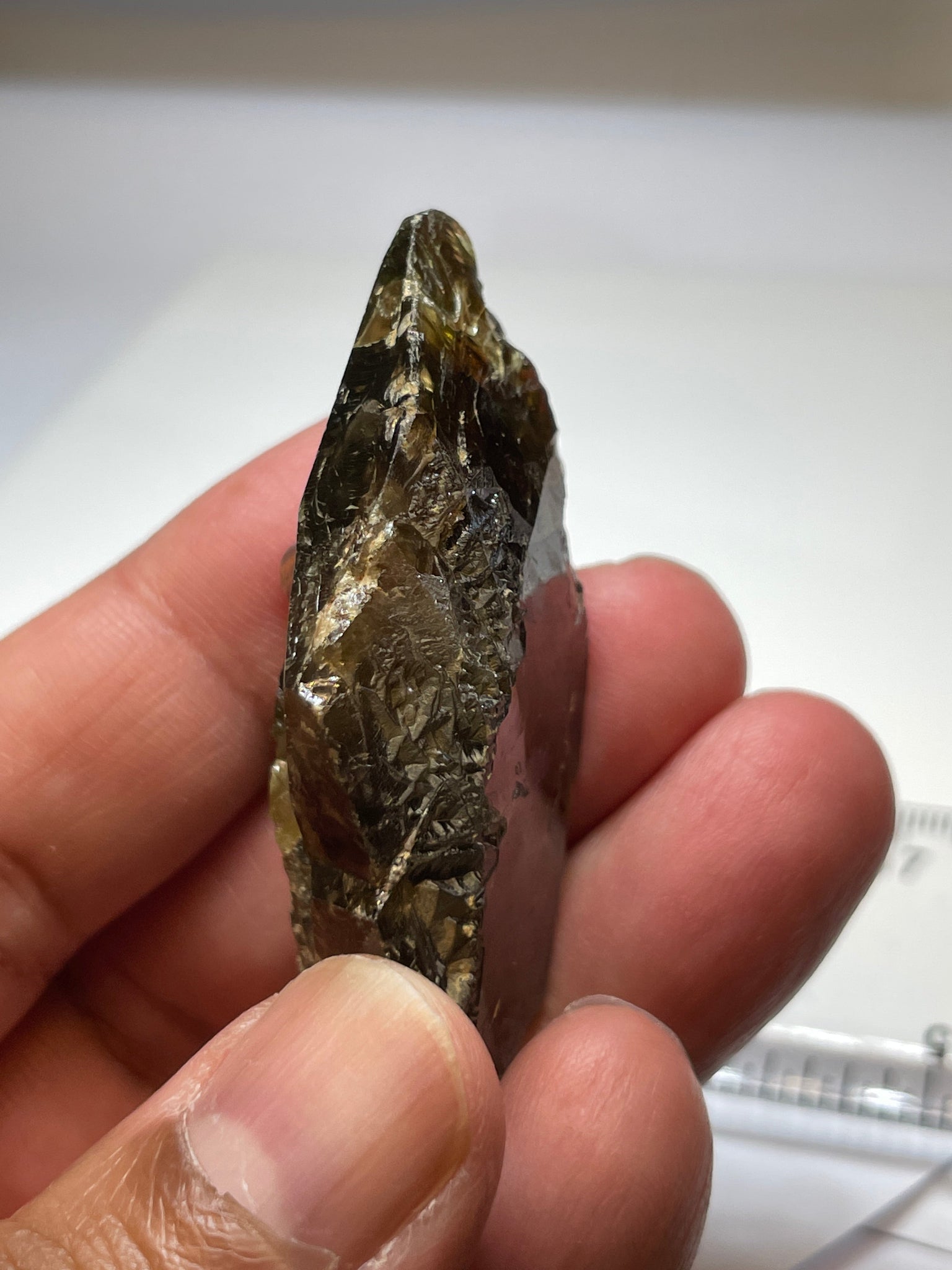 207.64Ct / 41.52Gm Tanzanian Sphene Crystal Untreated Unheated. 53.9 X 28.2 19.1Mm Very High End