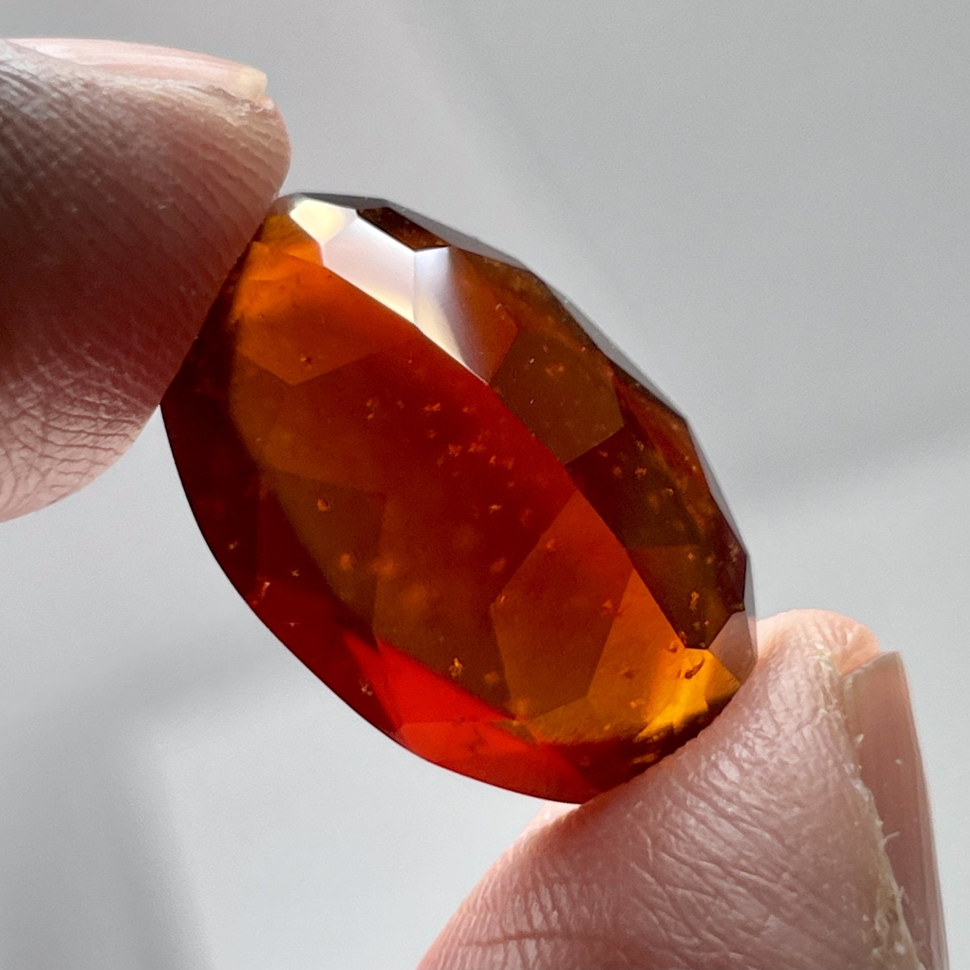 20.13Ct Hessonite Garnet Tanzania Untreated Unheated. 21.2 X 13.5 8 Mm. Use Either Side.