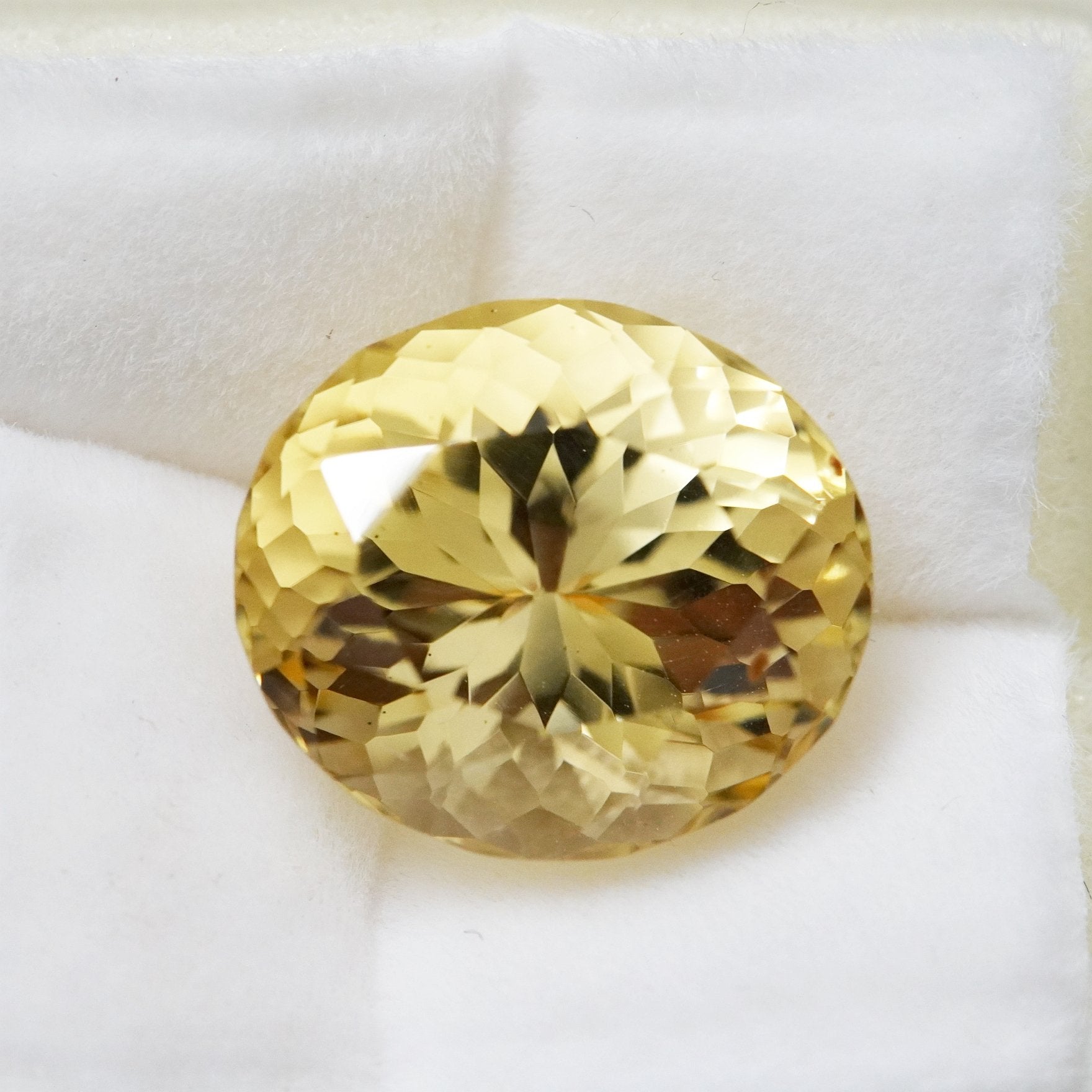 5.59Ct Golden Scapolite Tanzania Untreated Unheated