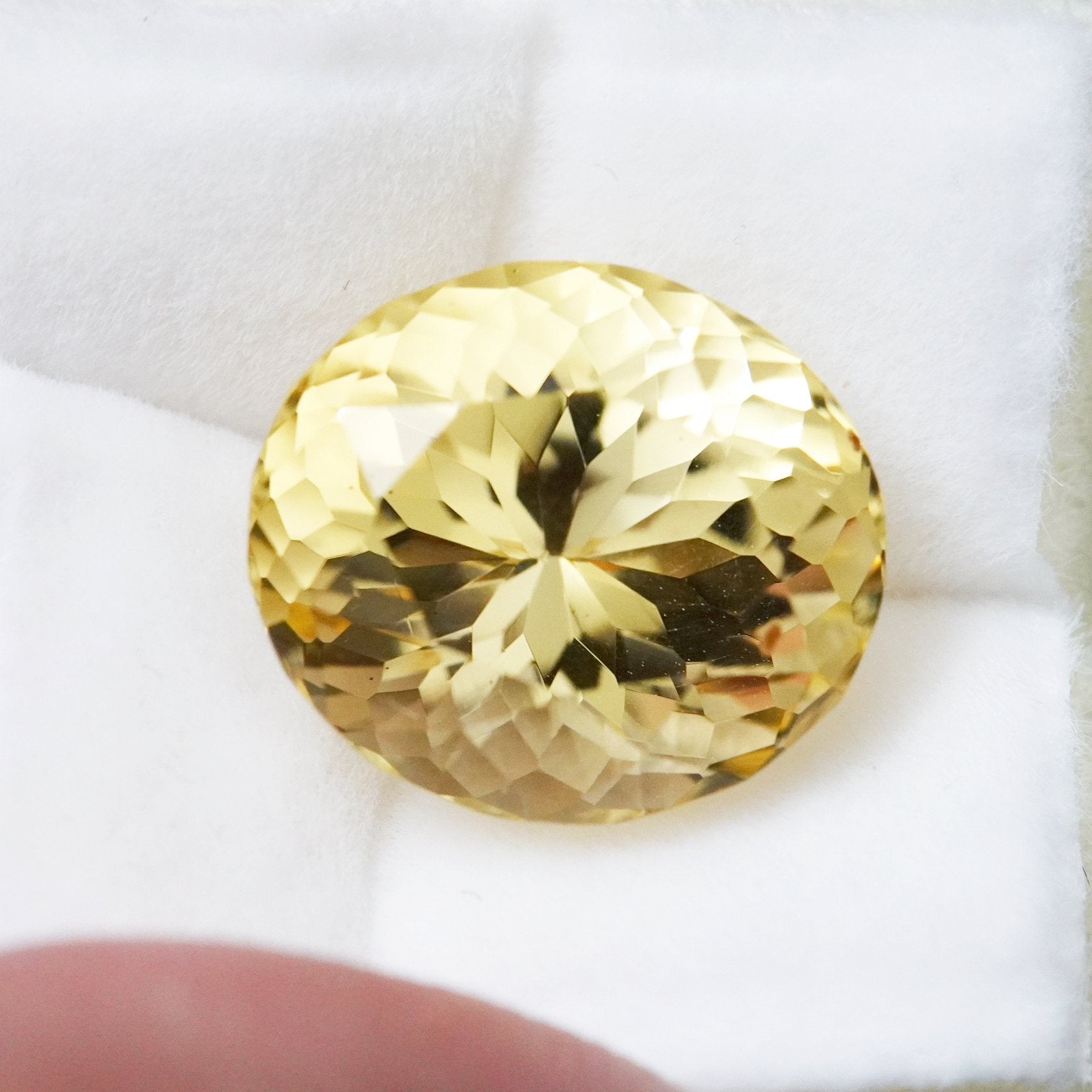 5.59Ct Golden Scapolite Tanzania Untreated Unheated