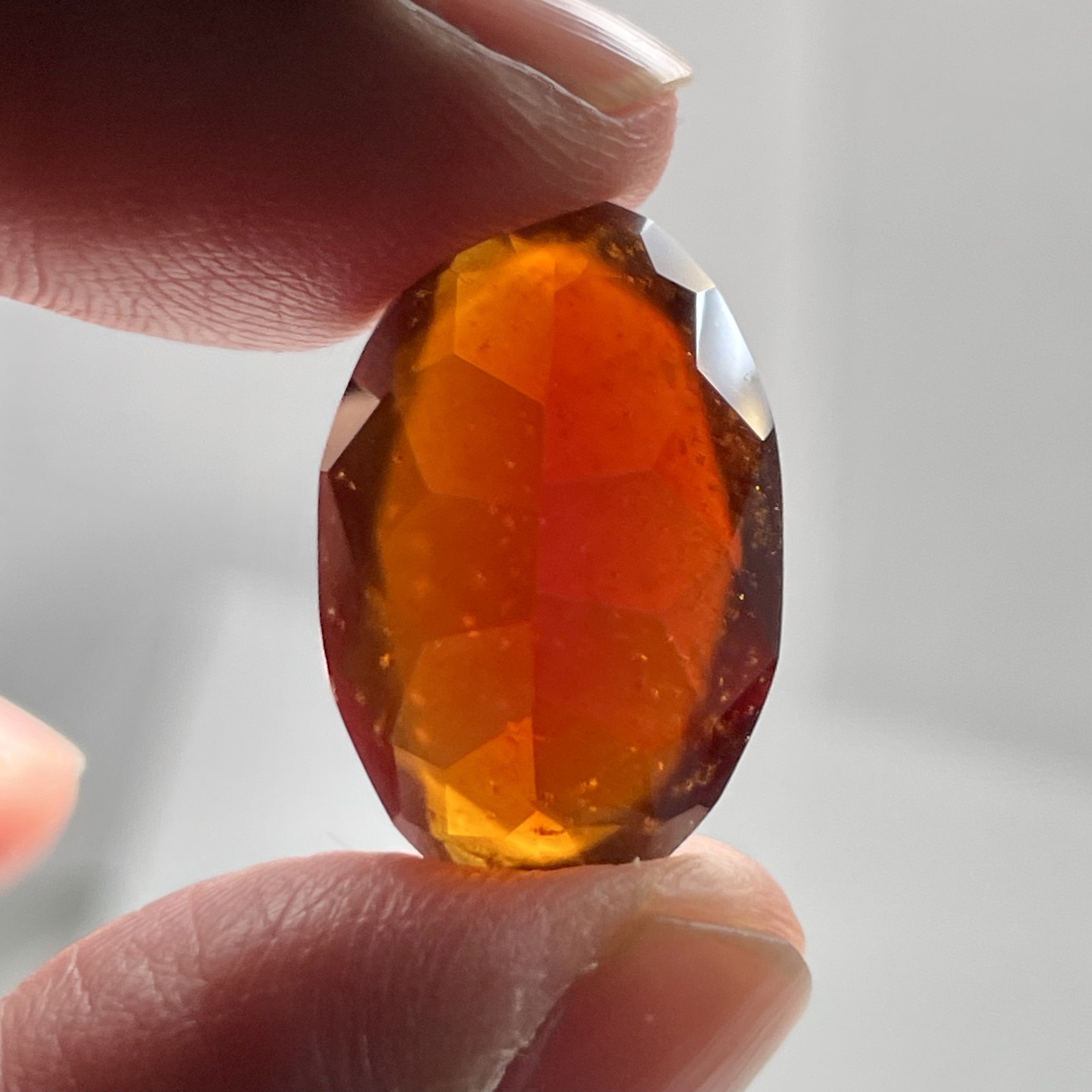 20.13Ct Hessonite Garnet Tanzania Untreated Unheated. 21.2 X 13.5 8 Mm. Use Either Side.