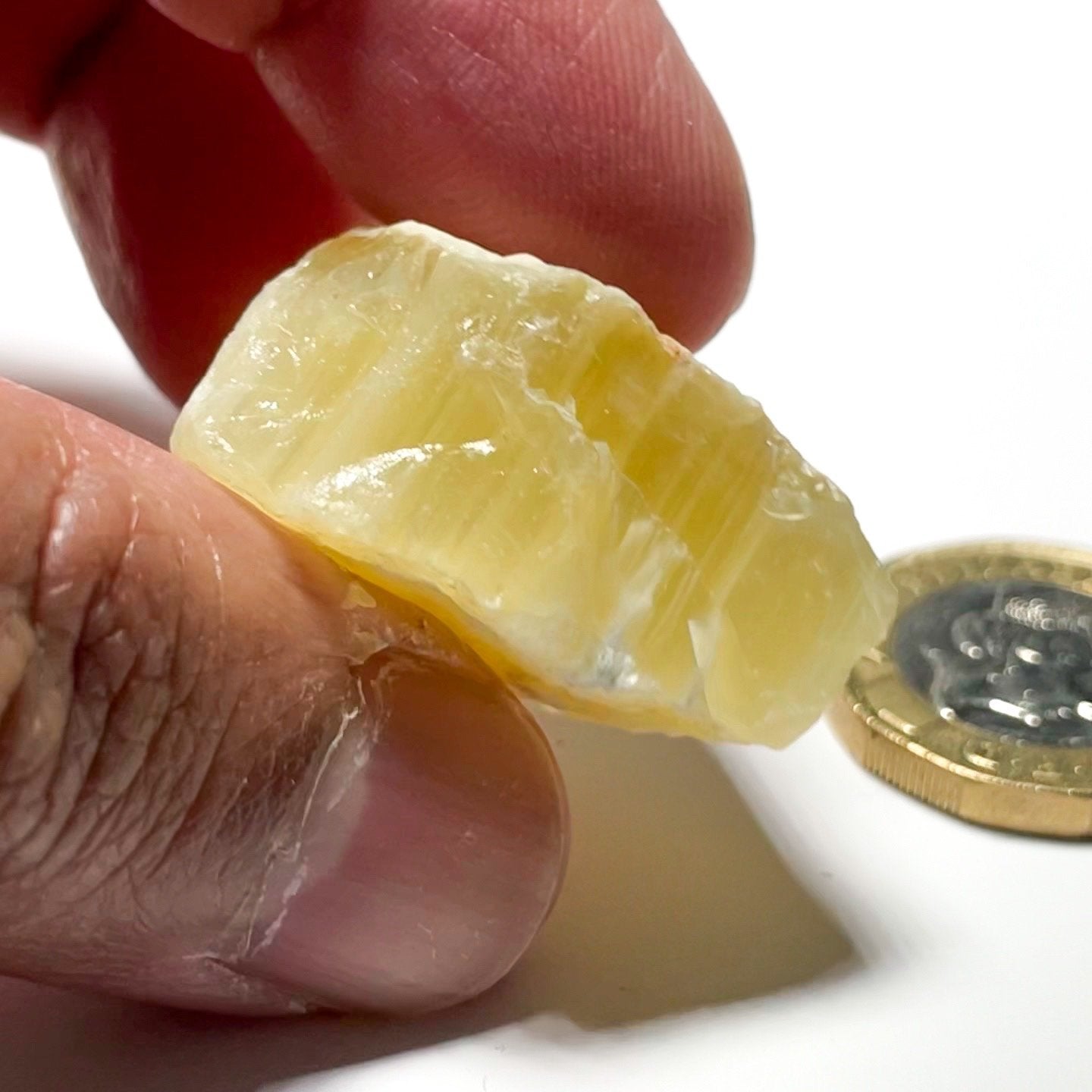 72.41Ct Opal Tanzania Untreated Unheated From A 1999 Deposit Chatoyant (Pearly Cats-Eye Effect)