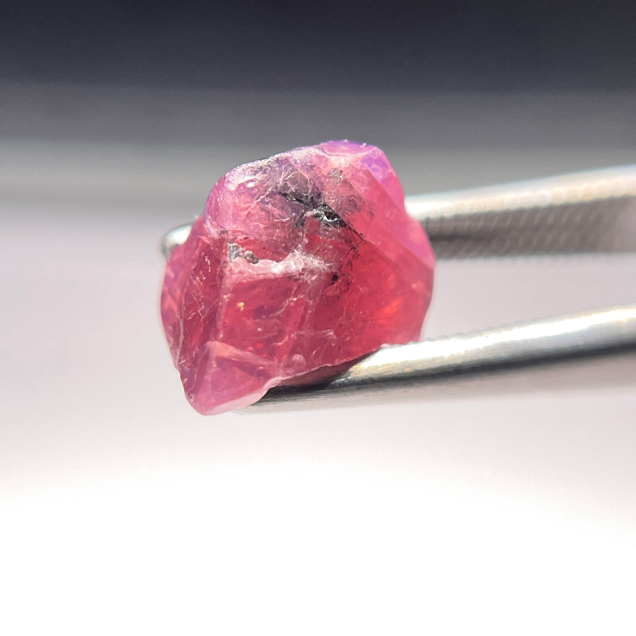 3.67Ct Winza Sapphire Crystal Tanzania Untreated Unheated.