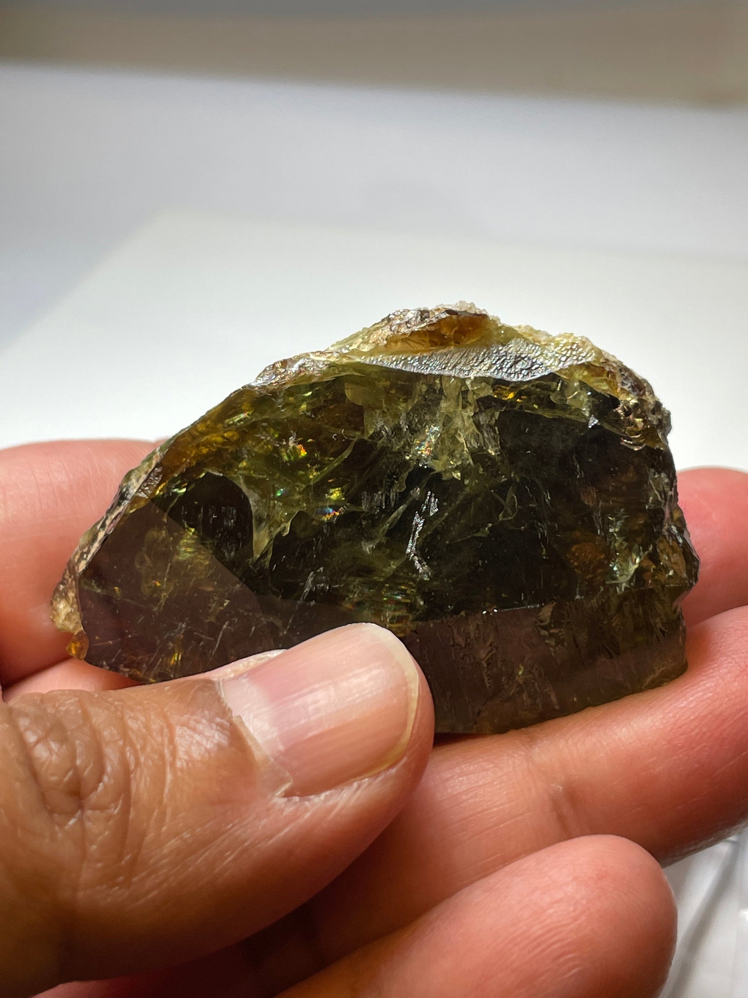 347.00Ct / 69.40Gm Tanzanian Sphene Crystal Untreated Unheated. 58.1 X 31.3 30.3Mm Very High End