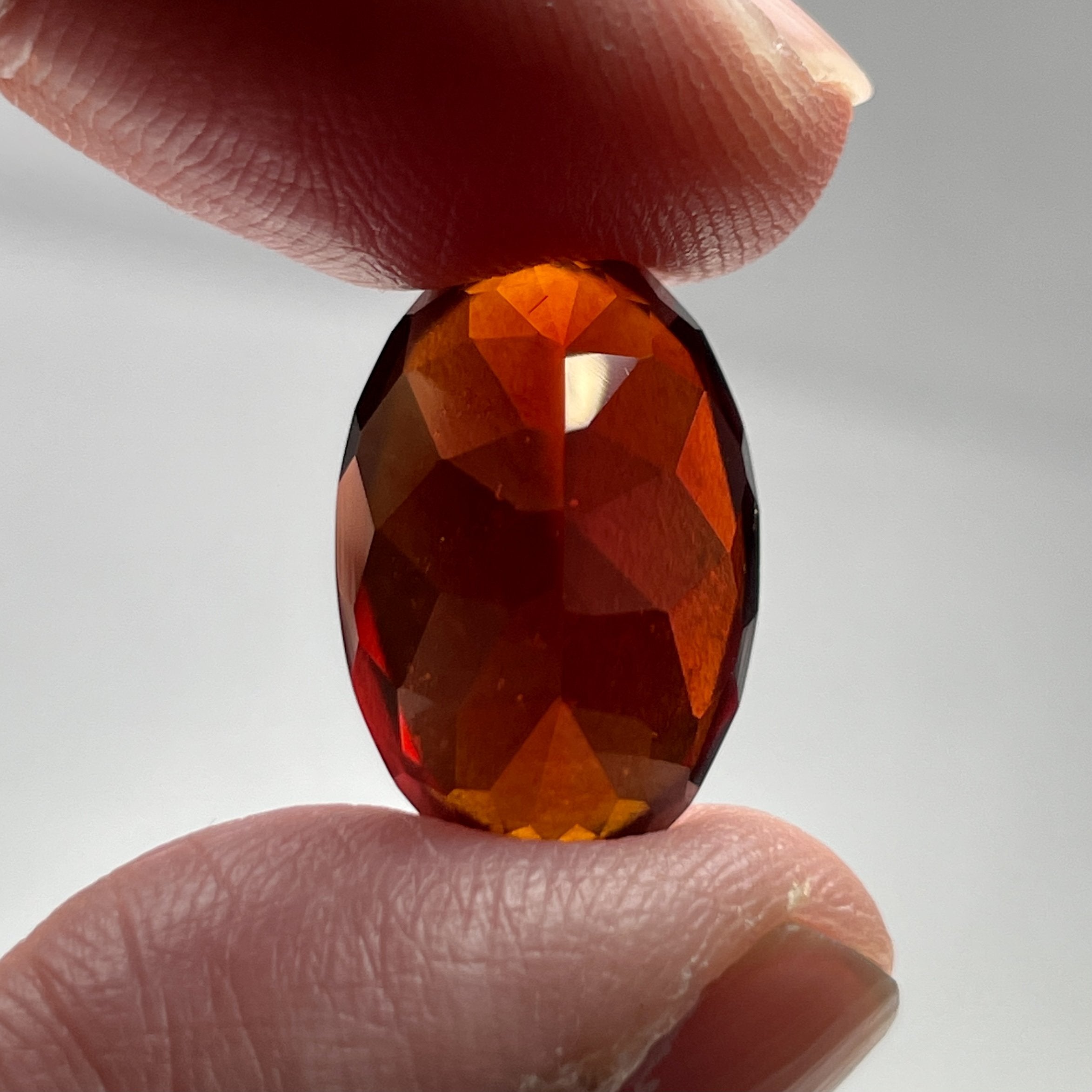 17.07Ct Hessonite Garnet Tanzania Untreated Unheated. 18 X 11.8 8.9 Mm. Use Either Side.