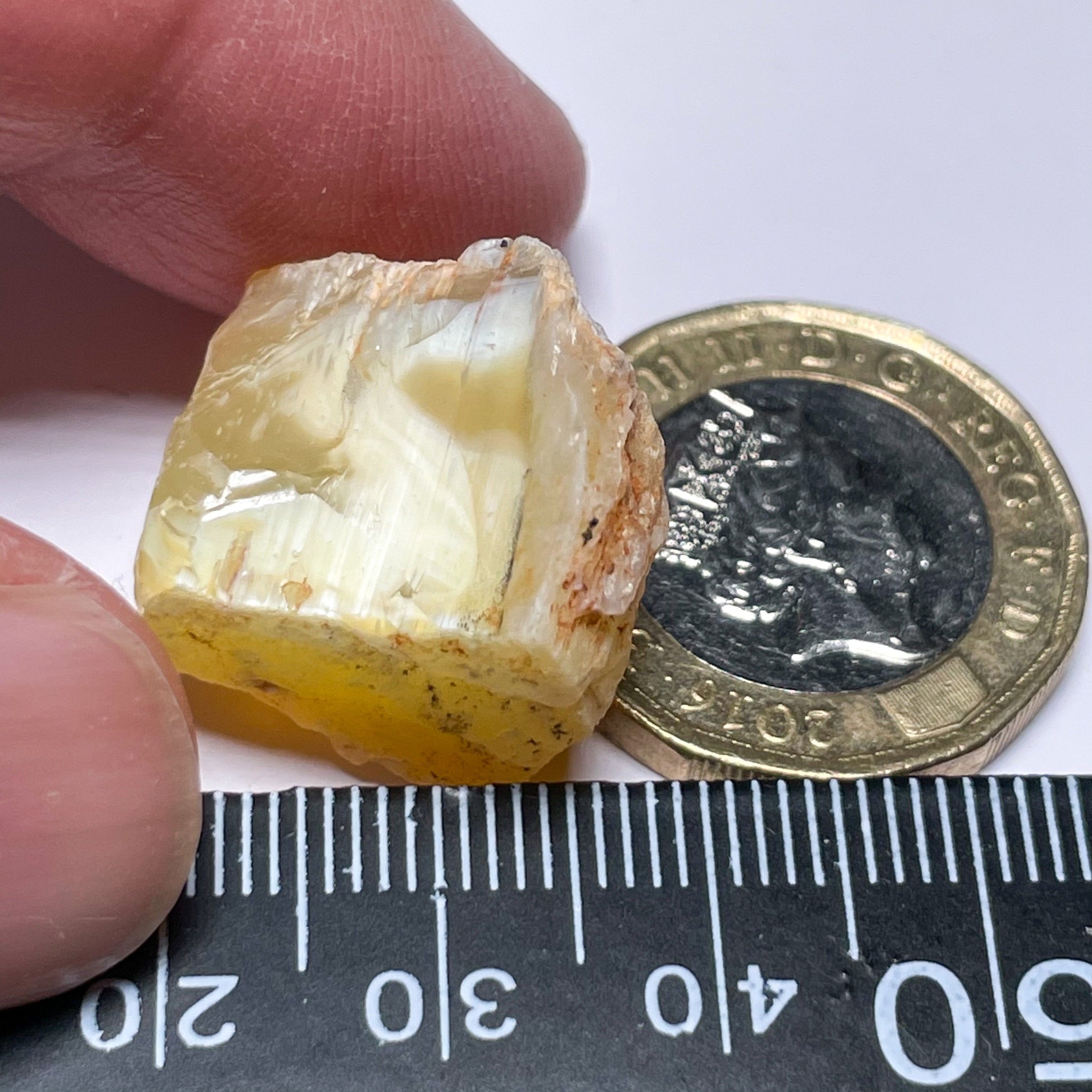 28.93Ct Opal Tanzania Untreated Unheated From A 1999 Deposit Chatoyant (White Pearly Cats-Eye