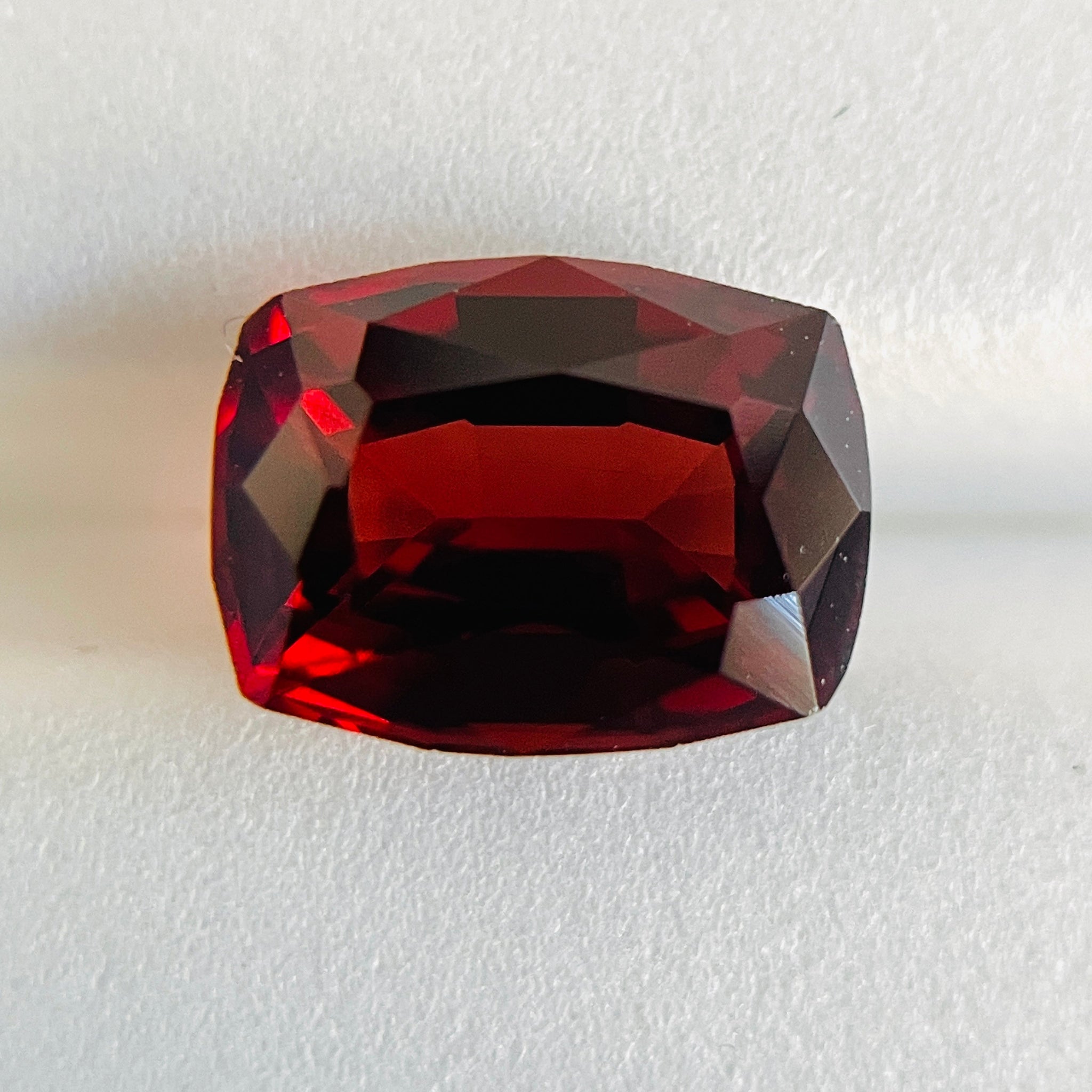 1.97Ct Malaya Garnet. Tanzania. Untreated Unheated