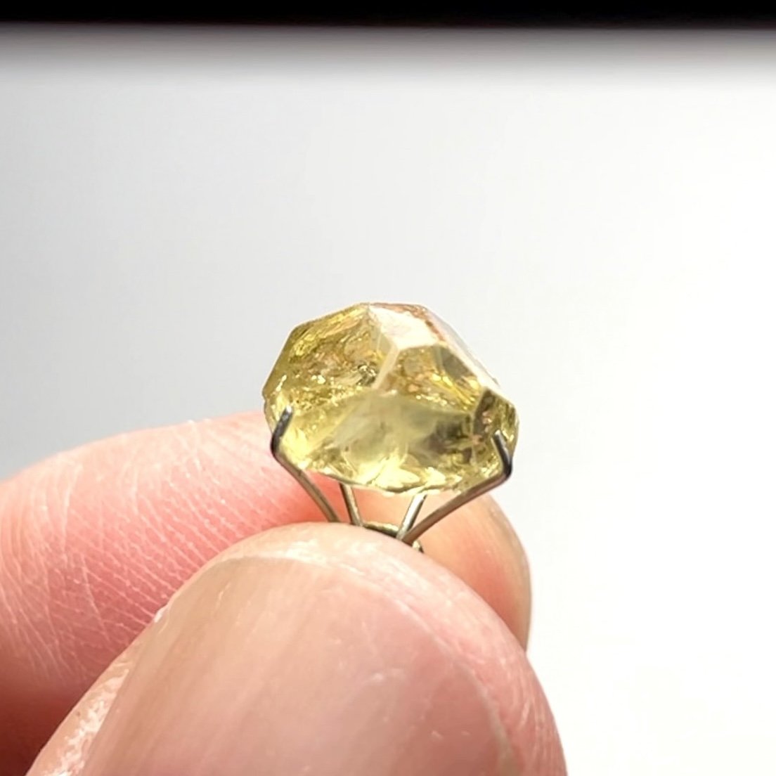 3.15Ct Yellow Tourmaline Crystal Vvs-If Tanzania Untreated Unheated. 7 X 5Mm