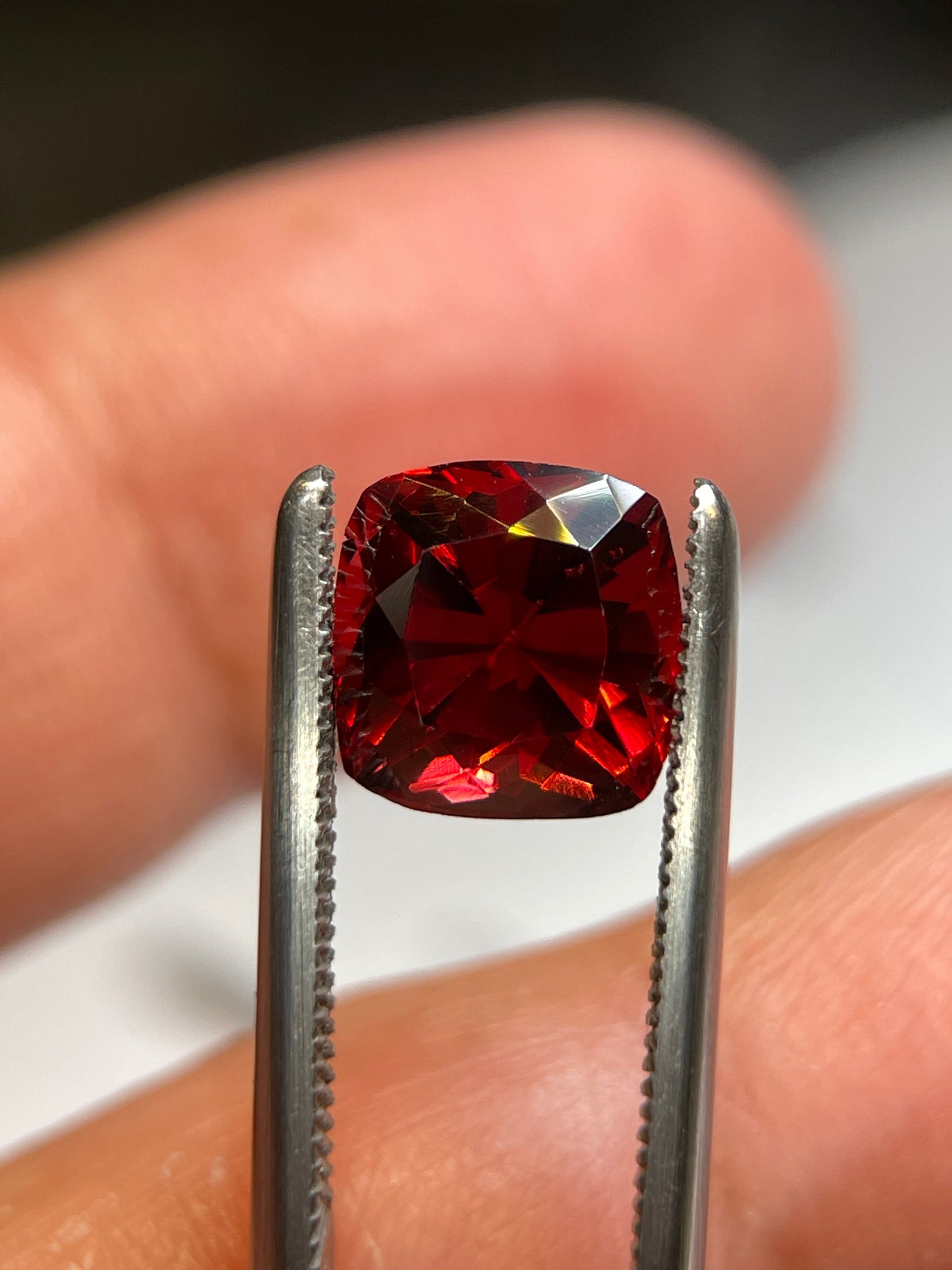 3.35Ct Malaya Garnet. Tanzania. Untreated Unheated