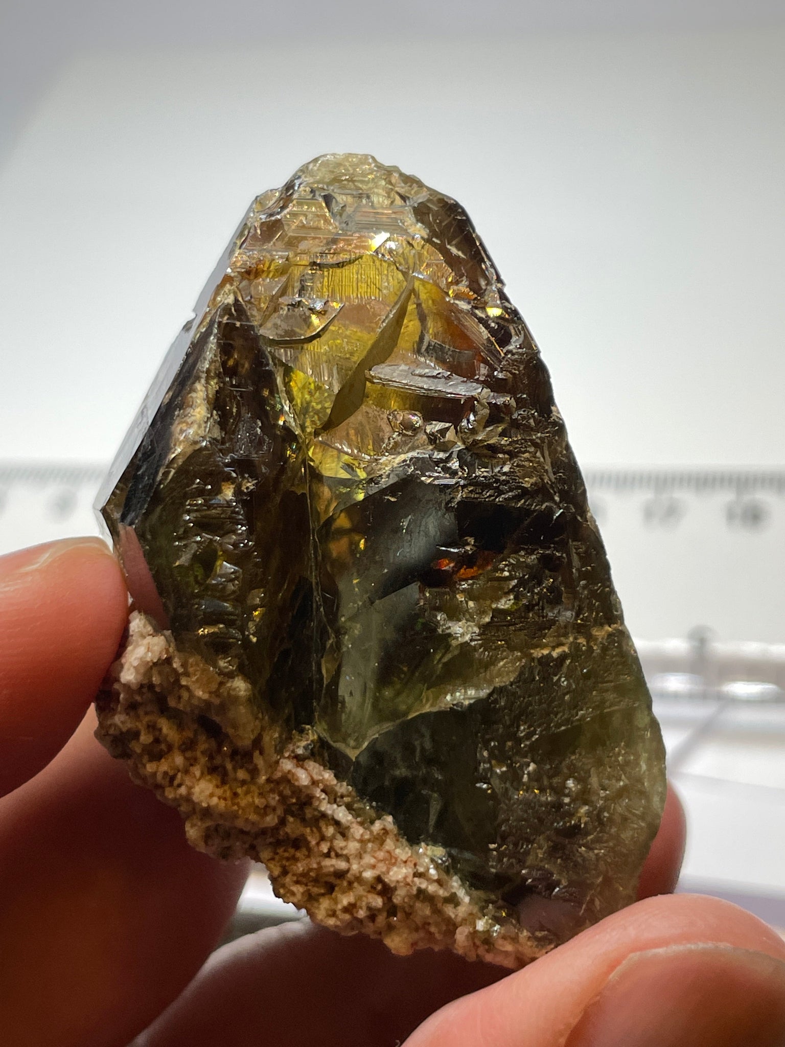 227.39Ct / 45.47Gm Tanzanian Sphene Crystal Untreated Unheated. 55.6 X 41.1 17.7Mm Very High End