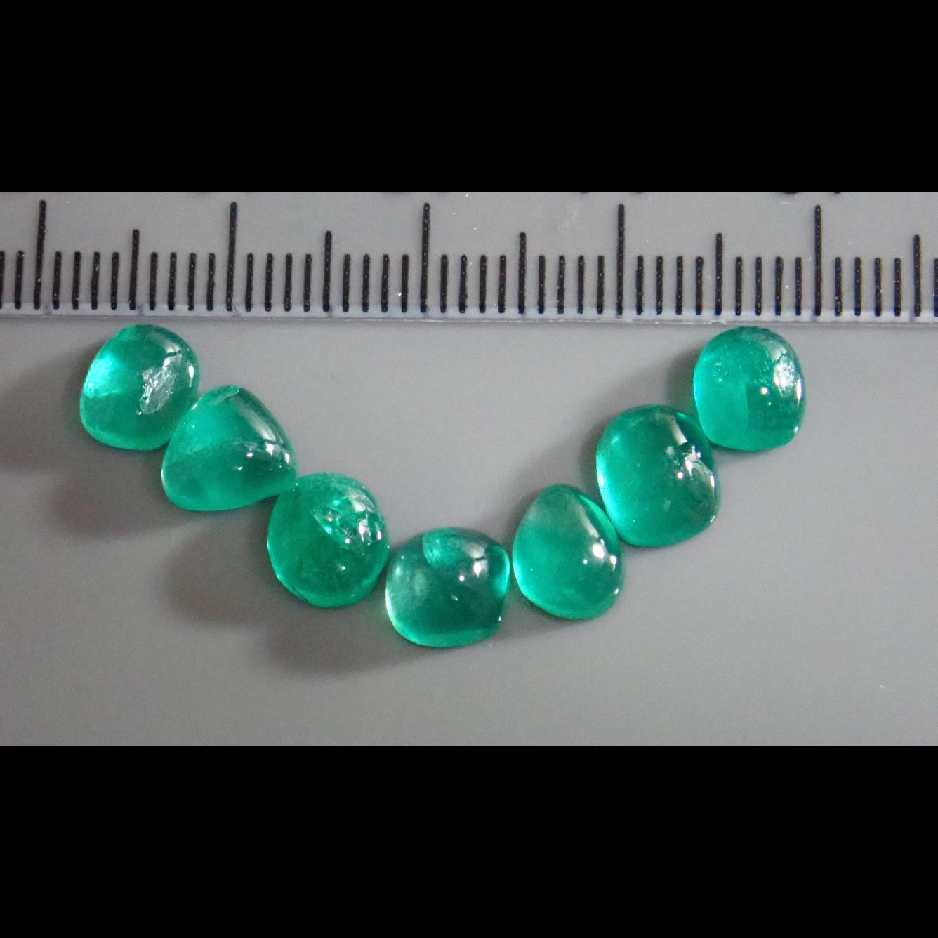 6.67ct Emerald Lot, Tanzania (near Zambia border, almost identical to Zambian material) Untreated Unheated NO OIL. 0.79ct-1.03ct-Gems Of East Africa