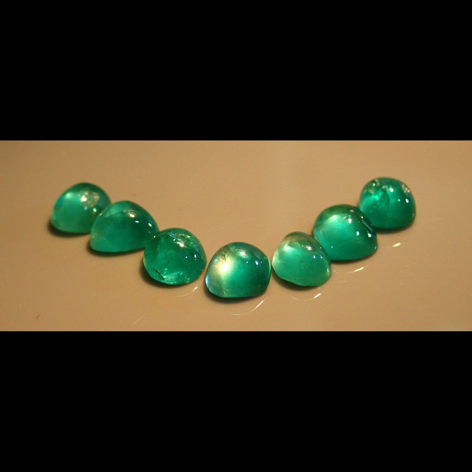 6.67ct Emerald Lot, Tanzania (near Zambia border, almost identical to Zambian material) Untreated Unheated NO OIL. 0.79ct-1.03ct-Gems Of East Africa