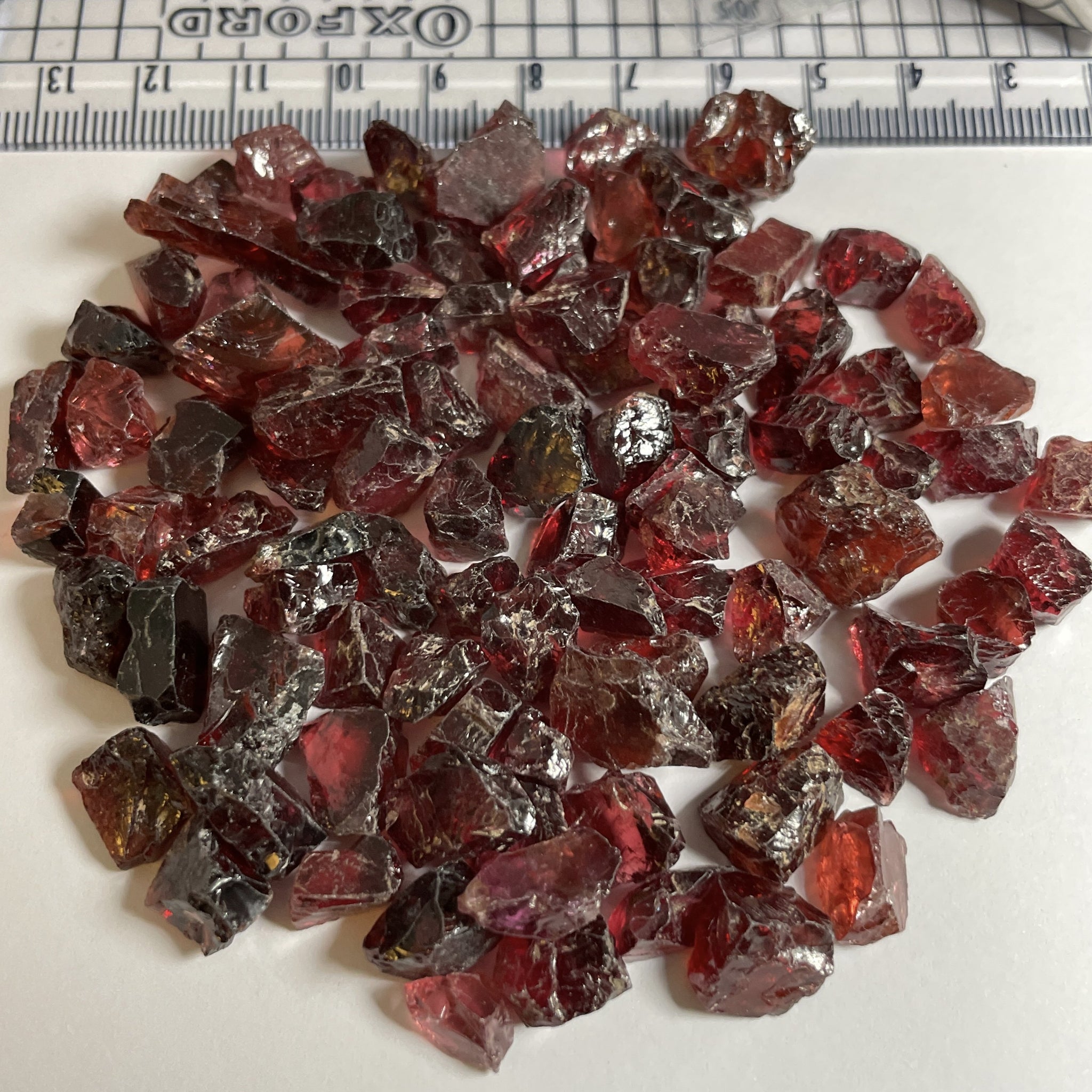 483.00Ct / 96.60Gm Umba Garnet Lot Tanzania 0.50Gm - 1.80Gm Slightly Included To
