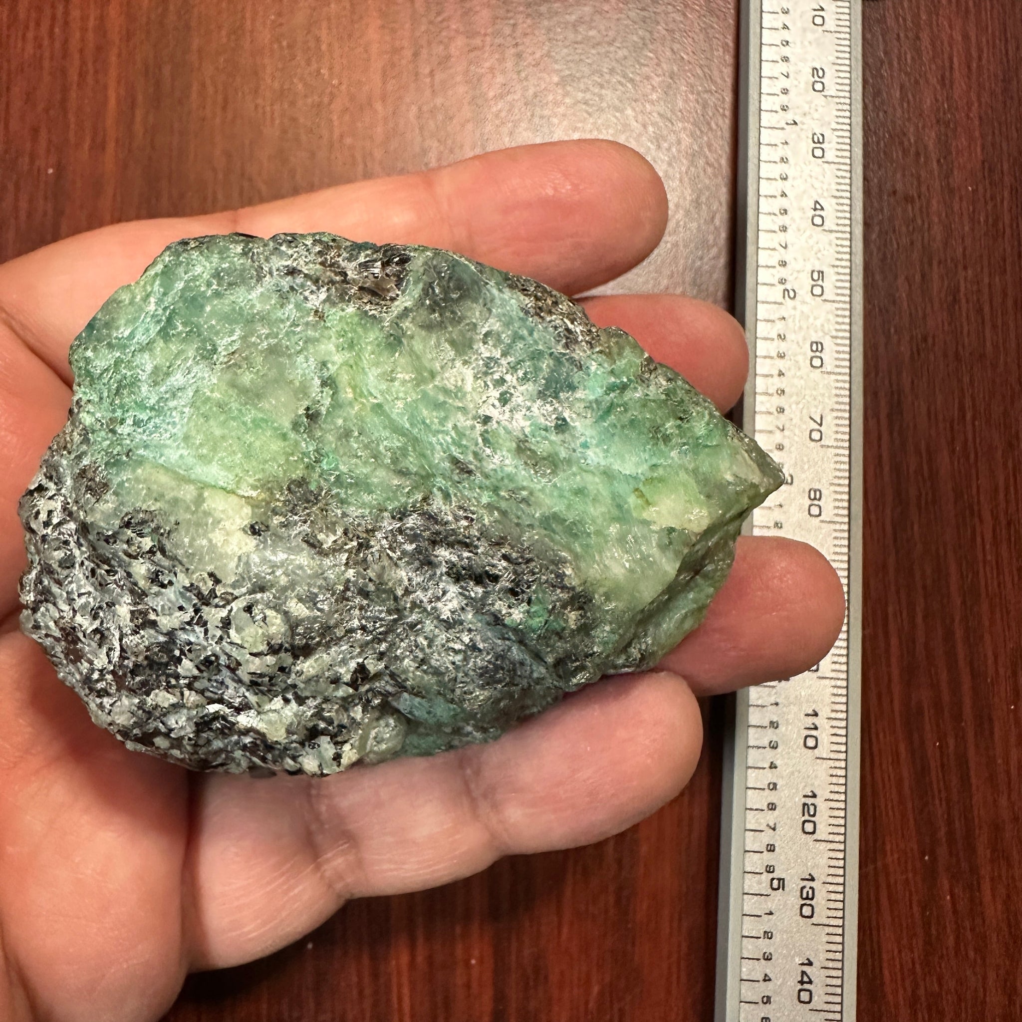 199.50Gm Emerald Crystal Tanzania Untreated Unheated