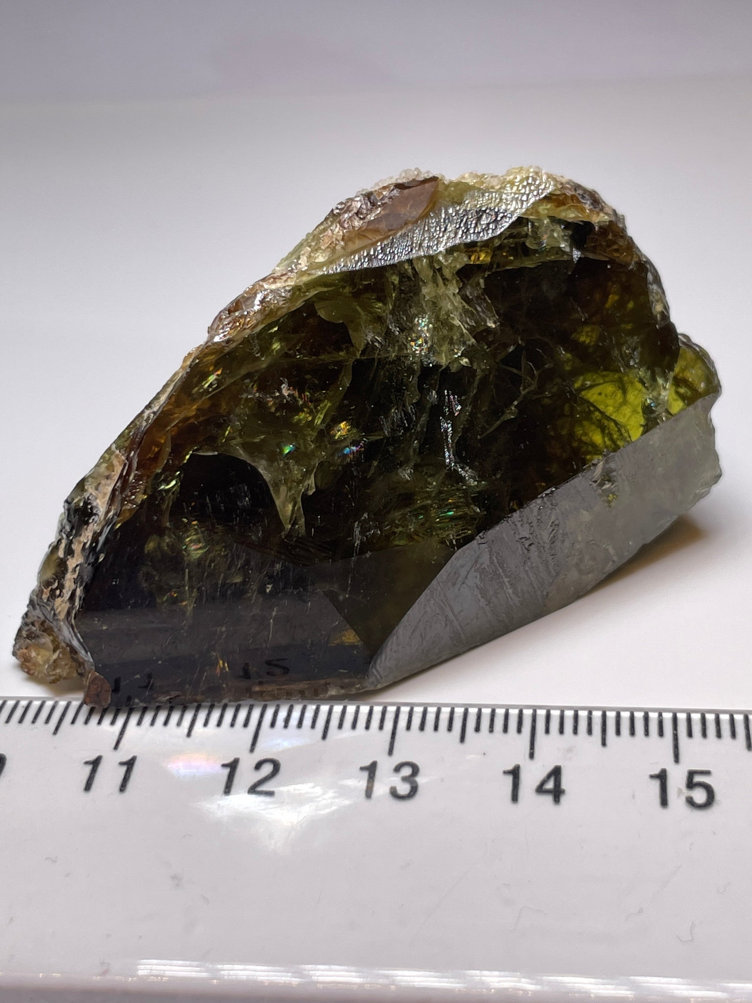 347.00Ct / 69.40Gm Tanzanian Sphene Crystal Untreated Unheated. 58.1 X 31.3 30.3Mm Very High End