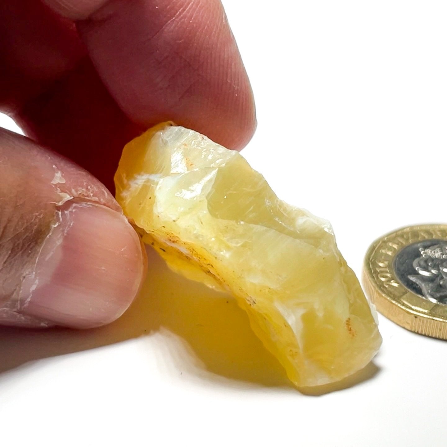 66.93Ct Opal Tanzania Untreated Unheated From A 1999 Deposit Chatoyant (Pearly Cats-Eye Effect)