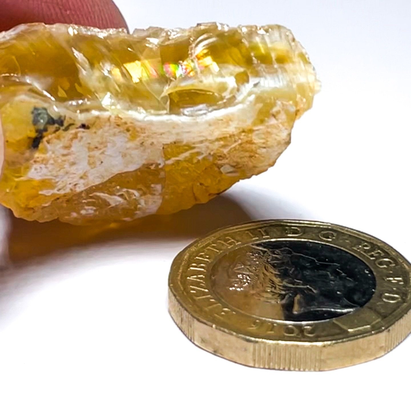 46.74Ct Opal Tanzania Untreated Unheated From A 1999 Deposit Chatoyant (Pearly Cats-Eye Effect)