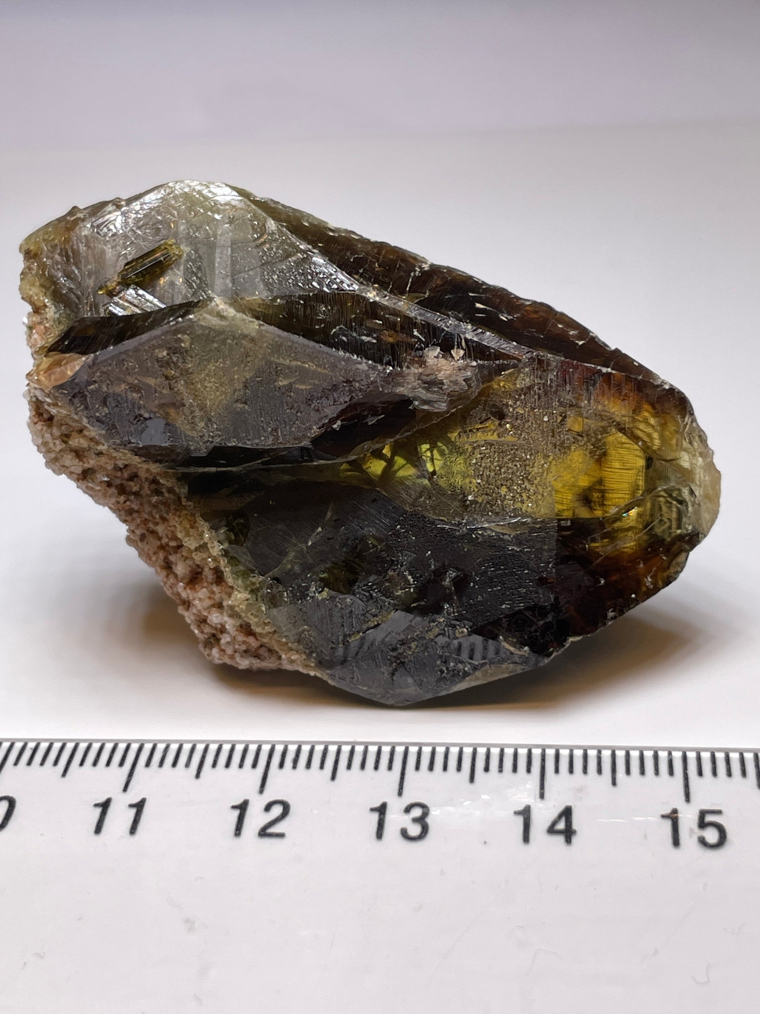 227.39Ct / 45.47Gm Tanzanian Sphene Crystal Untreated Unheated. 55.6 X 41.1 17.7Mm Very High End