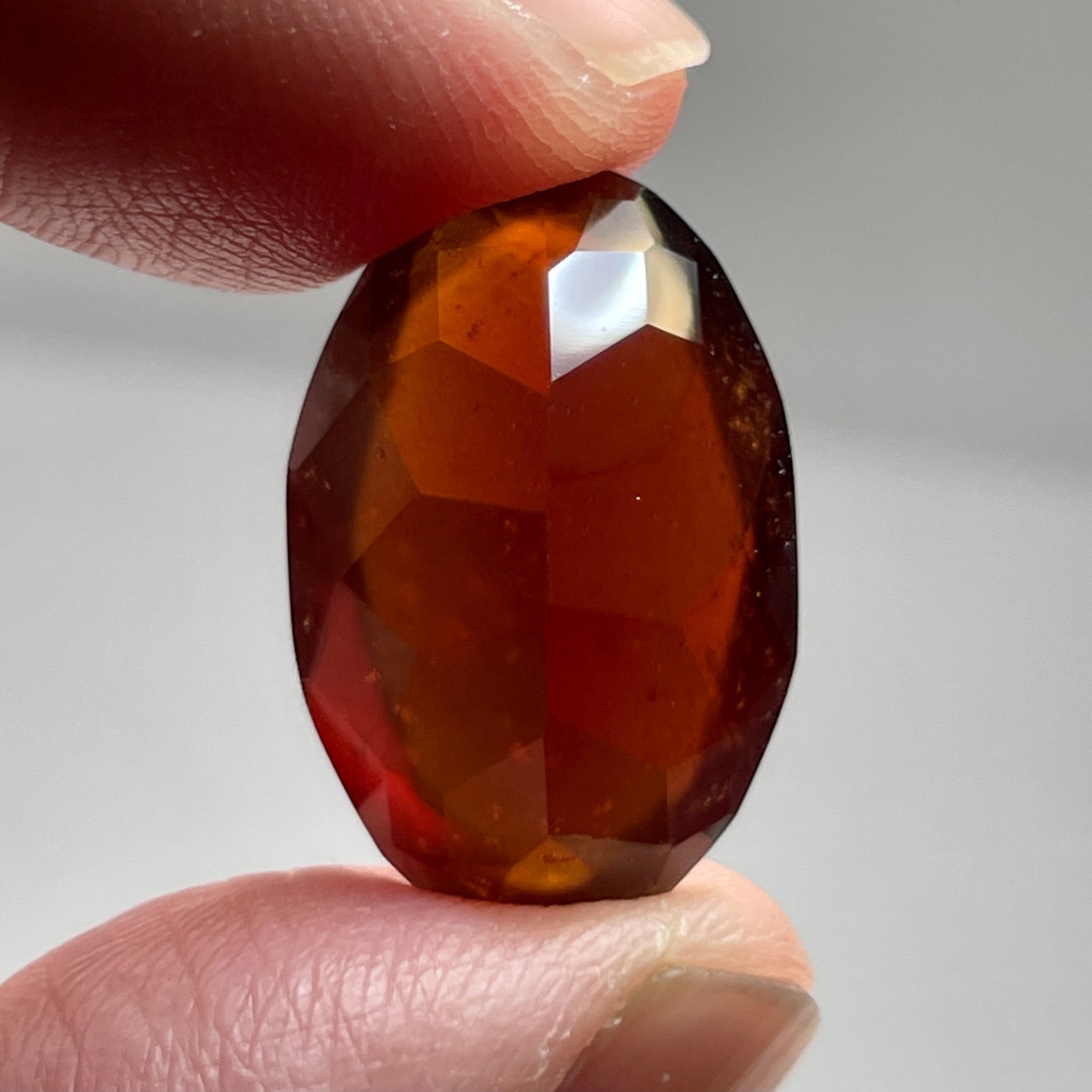 20.13Ct Hessonite Garnet Tanzania Untreated Unheated. 21.2 X 13.5 8 Mm. Use Either Side.