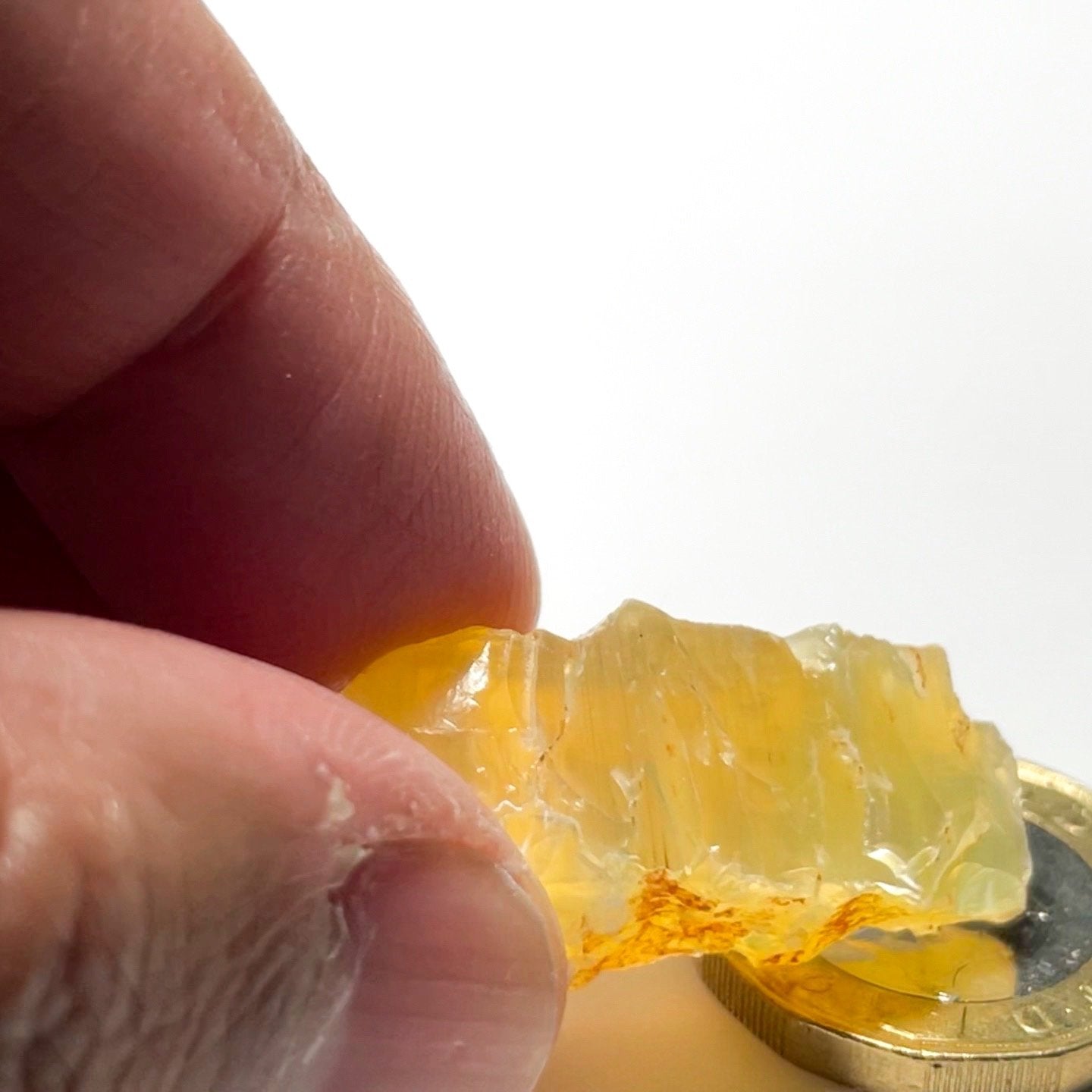 29.26Ct Opal Tanzania Untreated Unheated From A 1999 Deposit Chatoyant (Pearly Cats-Eye Effect)