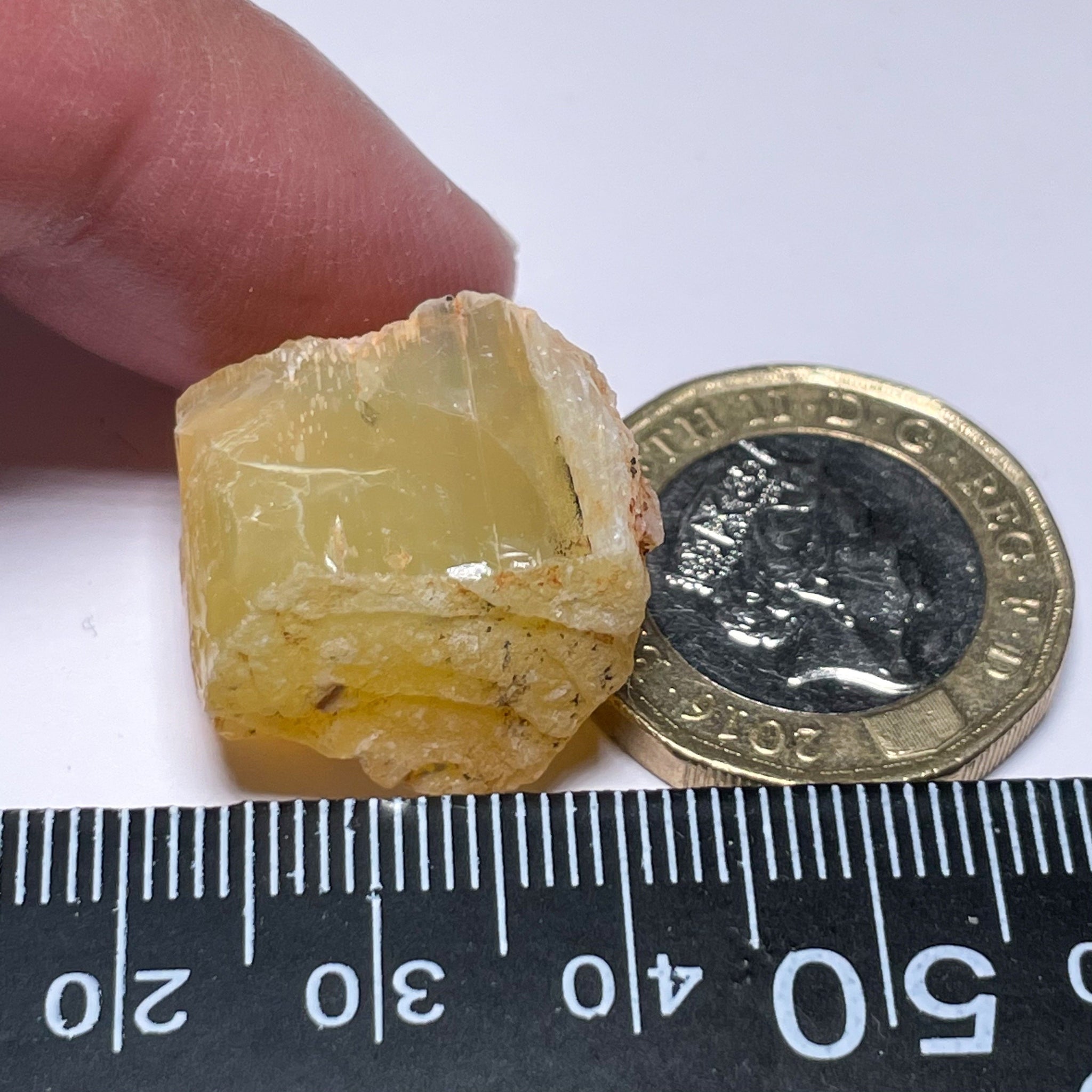 28.93Ct Opal Tanzania Untreated Unheated From A 1999 Deposit Chatoyant (White Pearly Cats-Eye