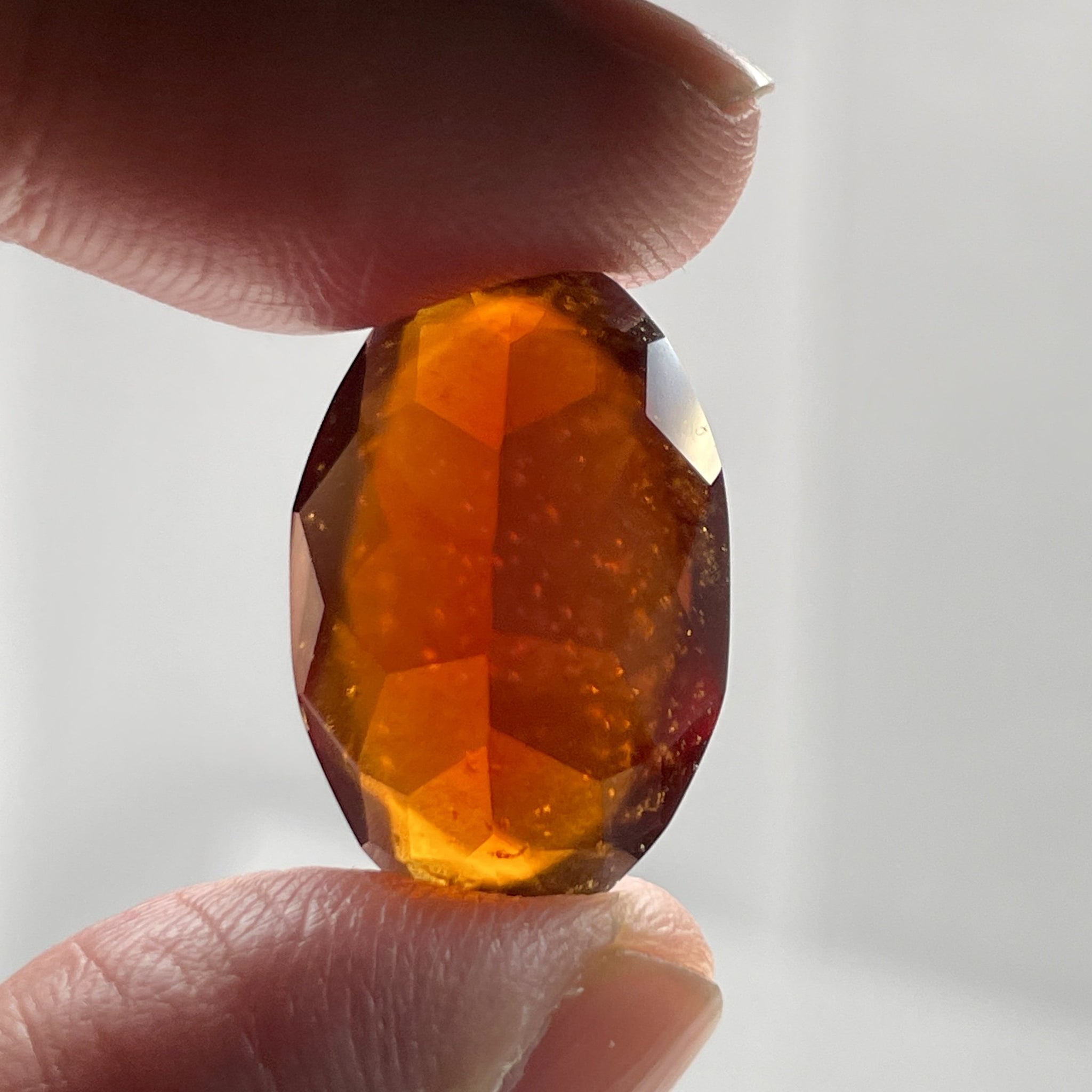 20.13Ct Hessonite Garnet Tanzania Untreated Unheated. 21.2 X 13.5 8 Mm. Use Either Side.