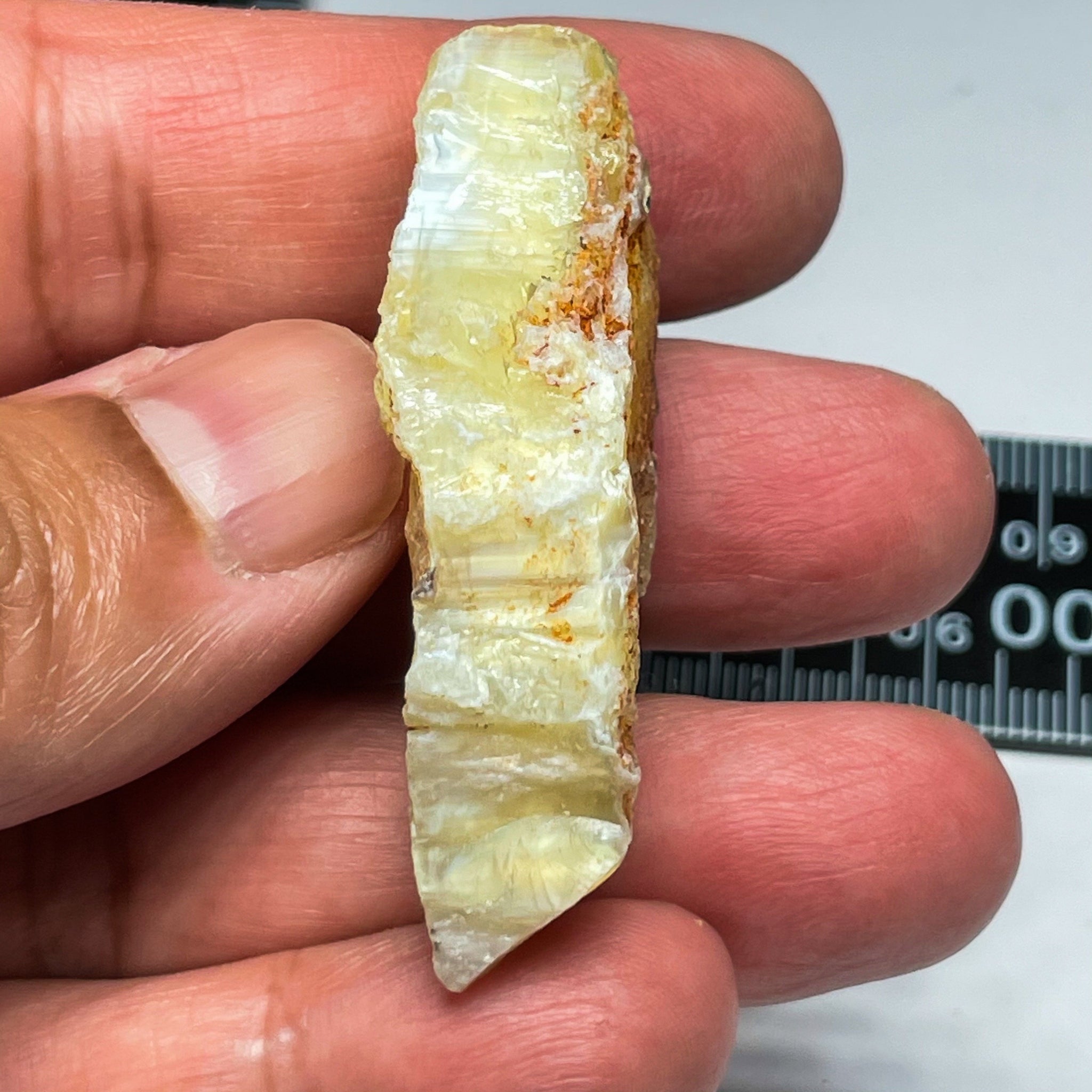 78.43Ct Opal Tanzania Untreated Unheated From A 1999 Deposit Chatoyant (Cats-Eye Effect)