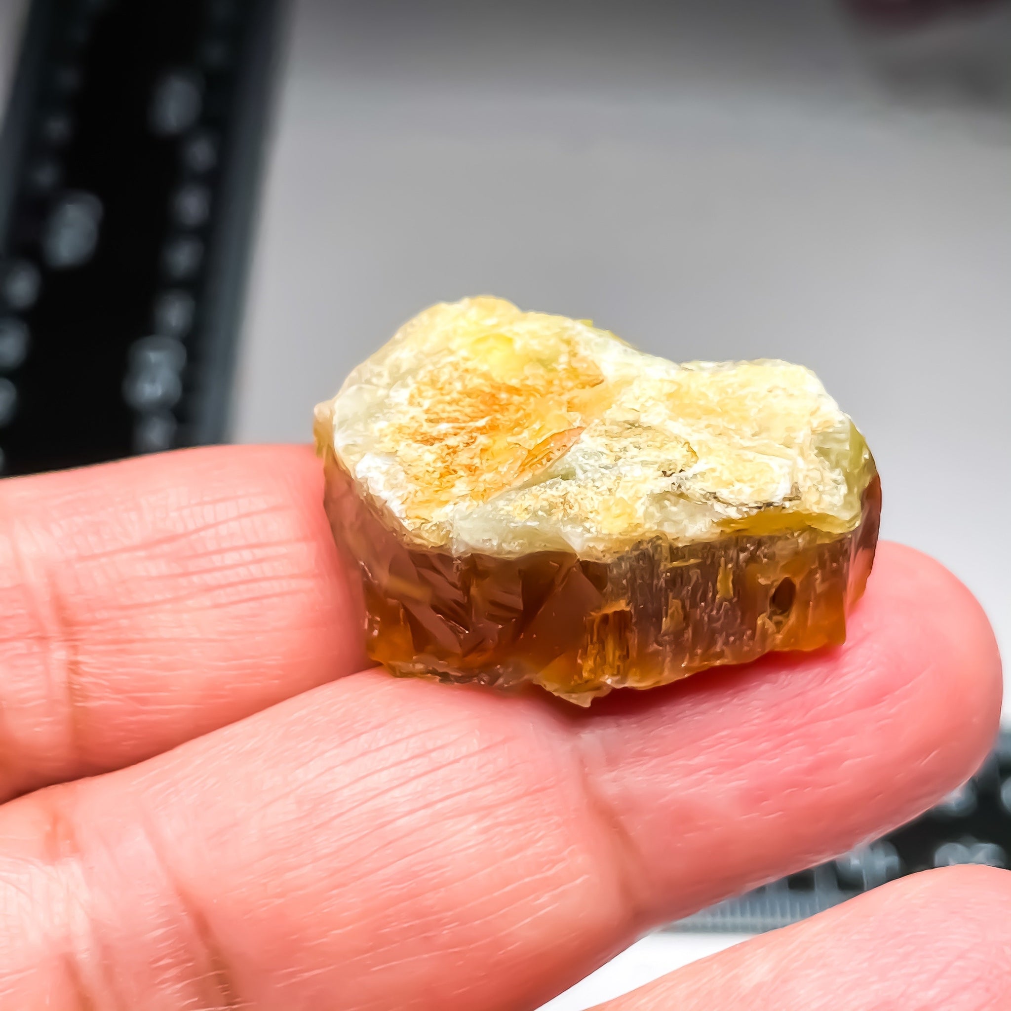 52.82Ct Opal Tanzania Untreated Unheated From A 1999 Deposit Chatoyant (Cats-Eye Effect) Has An