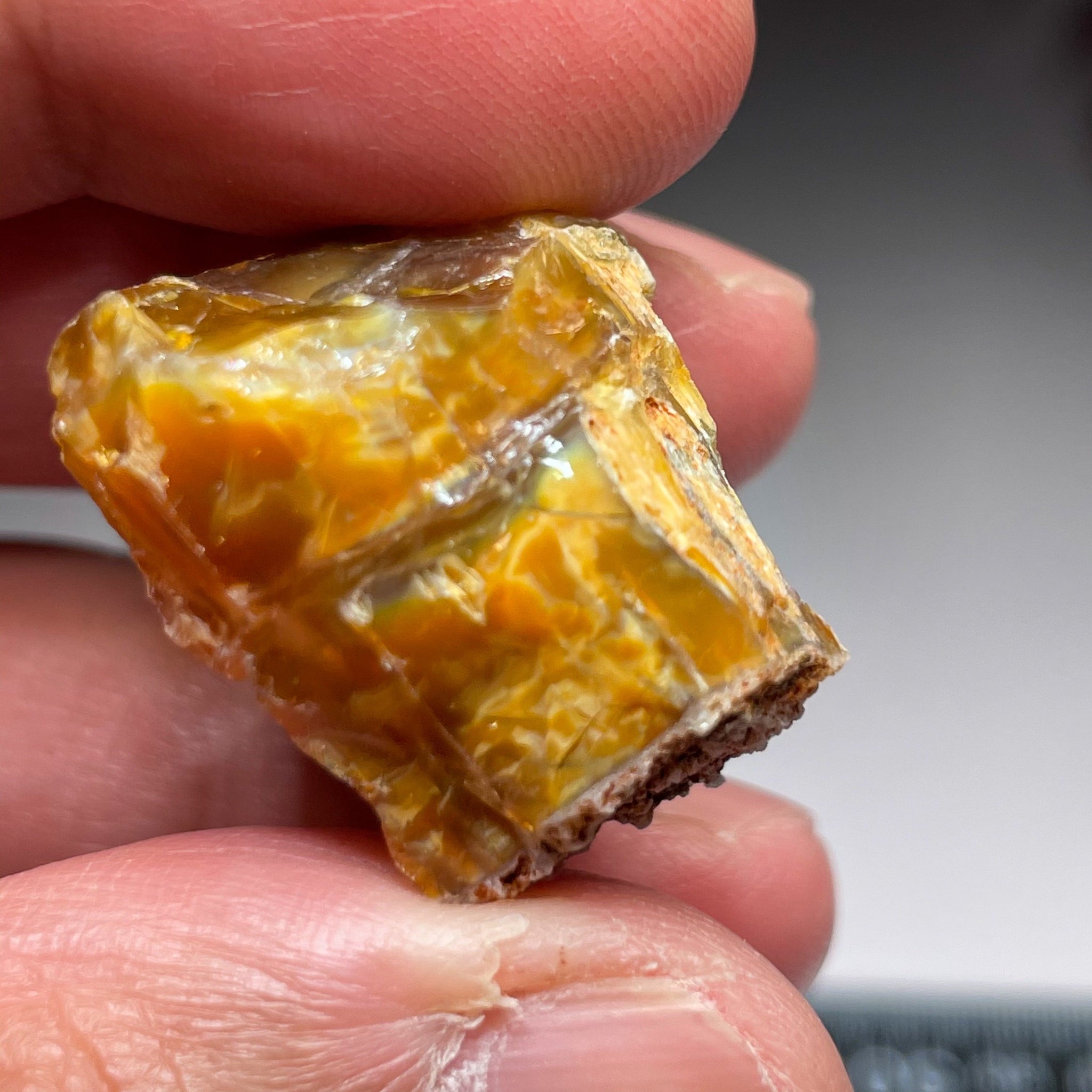 59.74Ct Opal Tanzania Untreated Unheated From A 1999 Deposit Chatoyant (Cats-Eye Effect) Has An