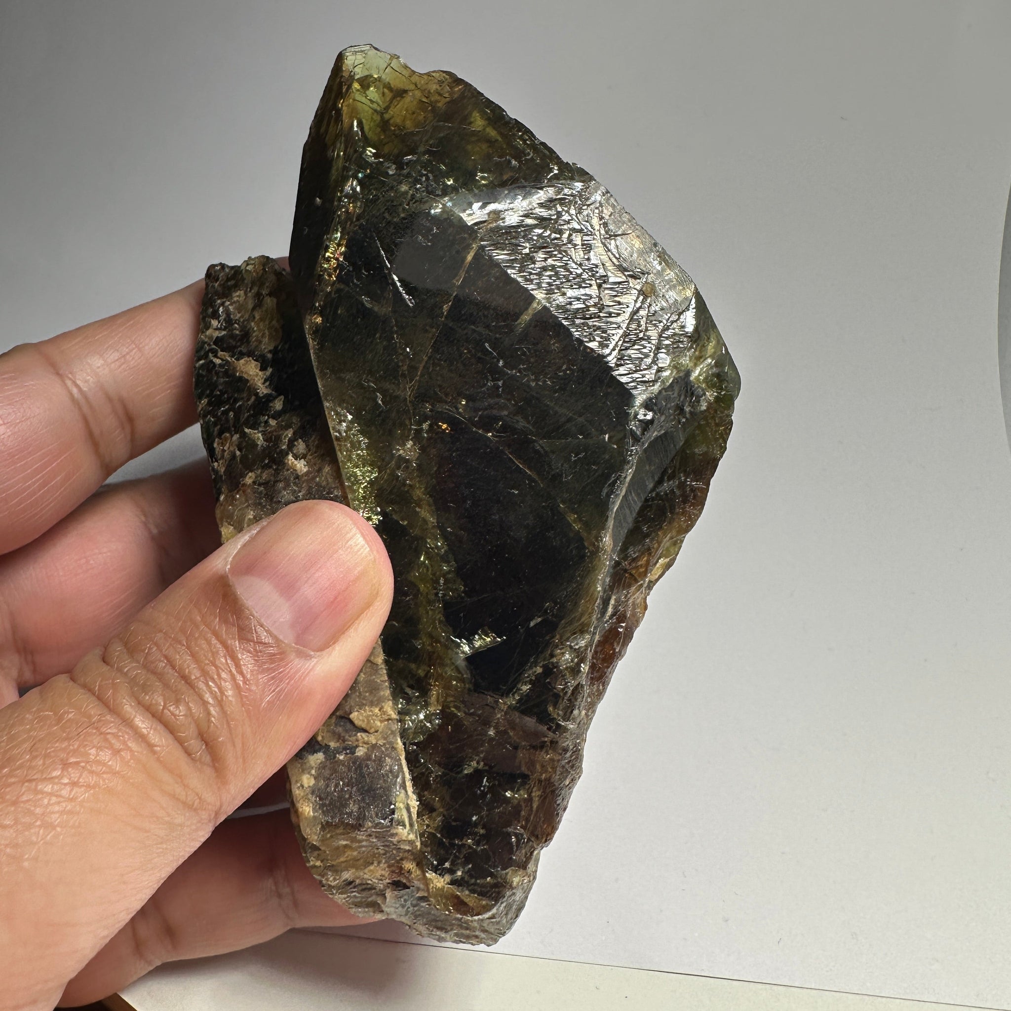 363.20Gm / 1816Ct Tanzanian Chrome Sphene Crystal. Unheated Untreated. 119Mm X 68.50Mm 44.00Mm
