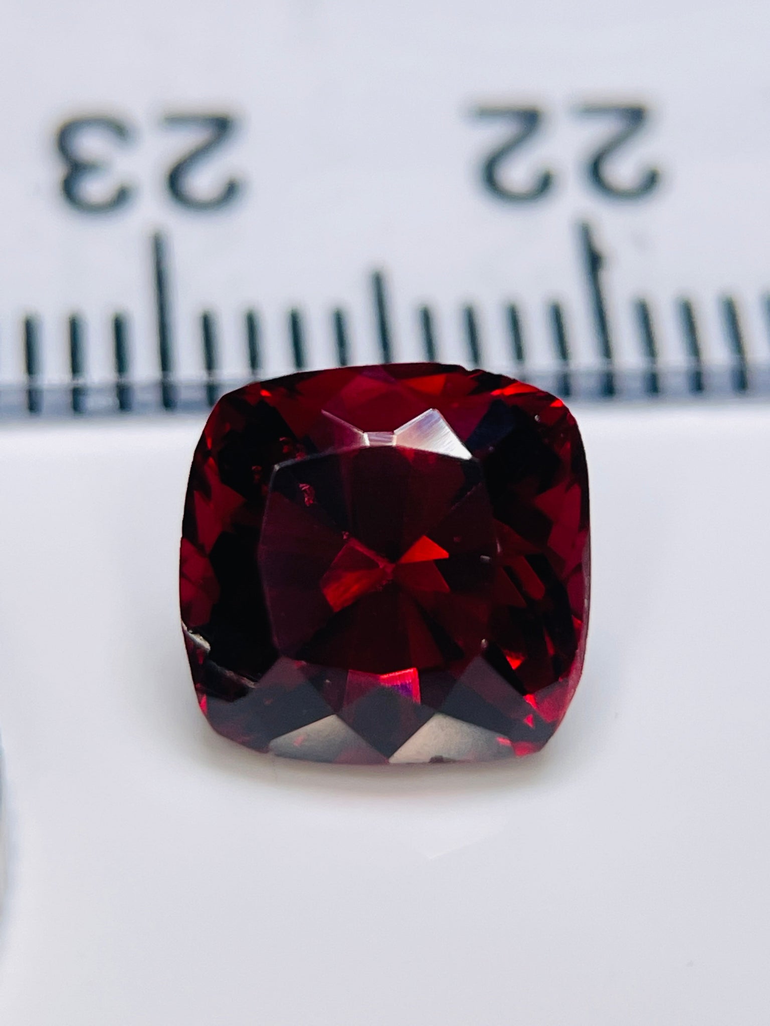 3.35Ct Malaya Garnet. Tanzania. Untreated Unheated