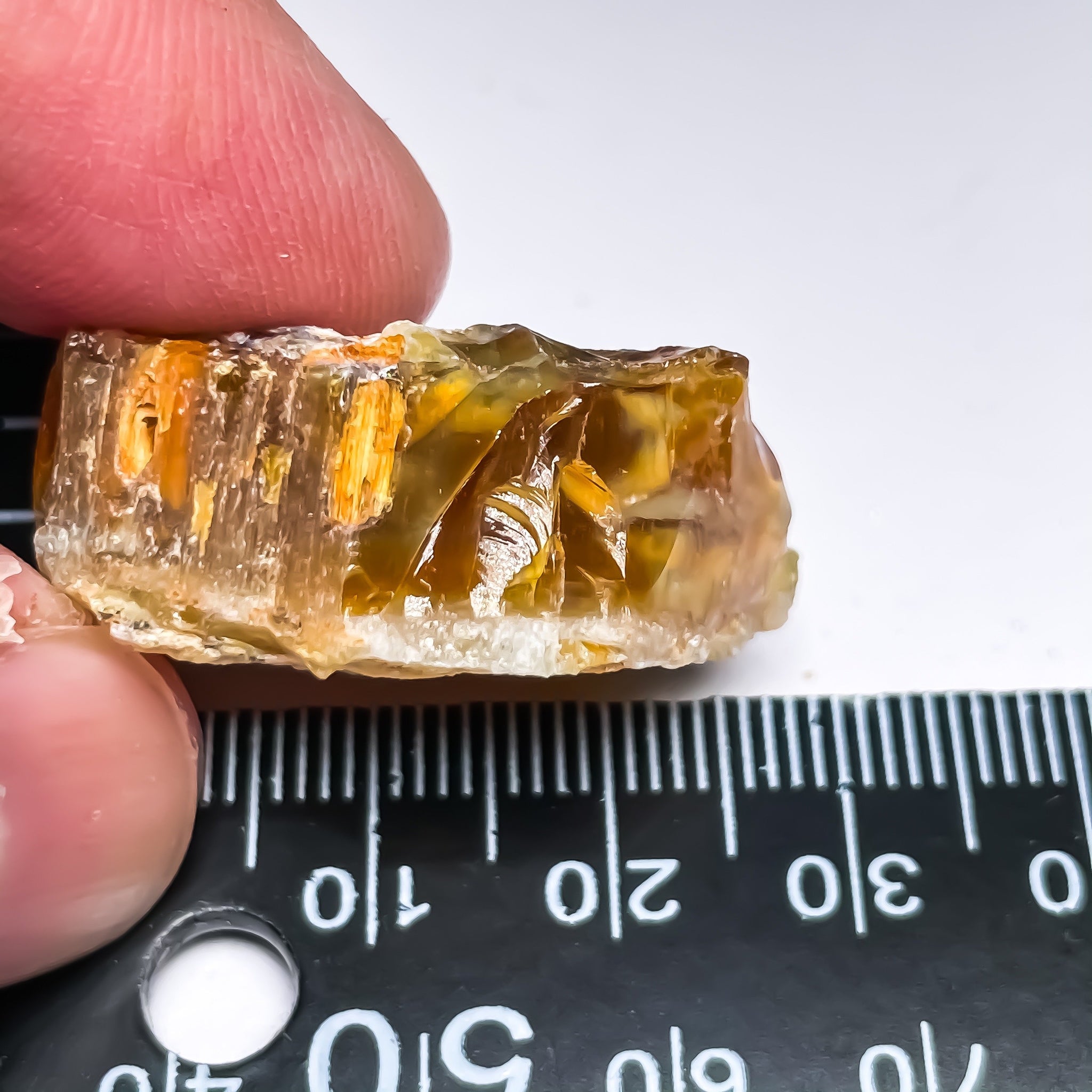 52.82Ct Opal Tanzania Untreated Unheated From A 1999 Deposit Chatoyant (Cats-Eye Effect) Has An