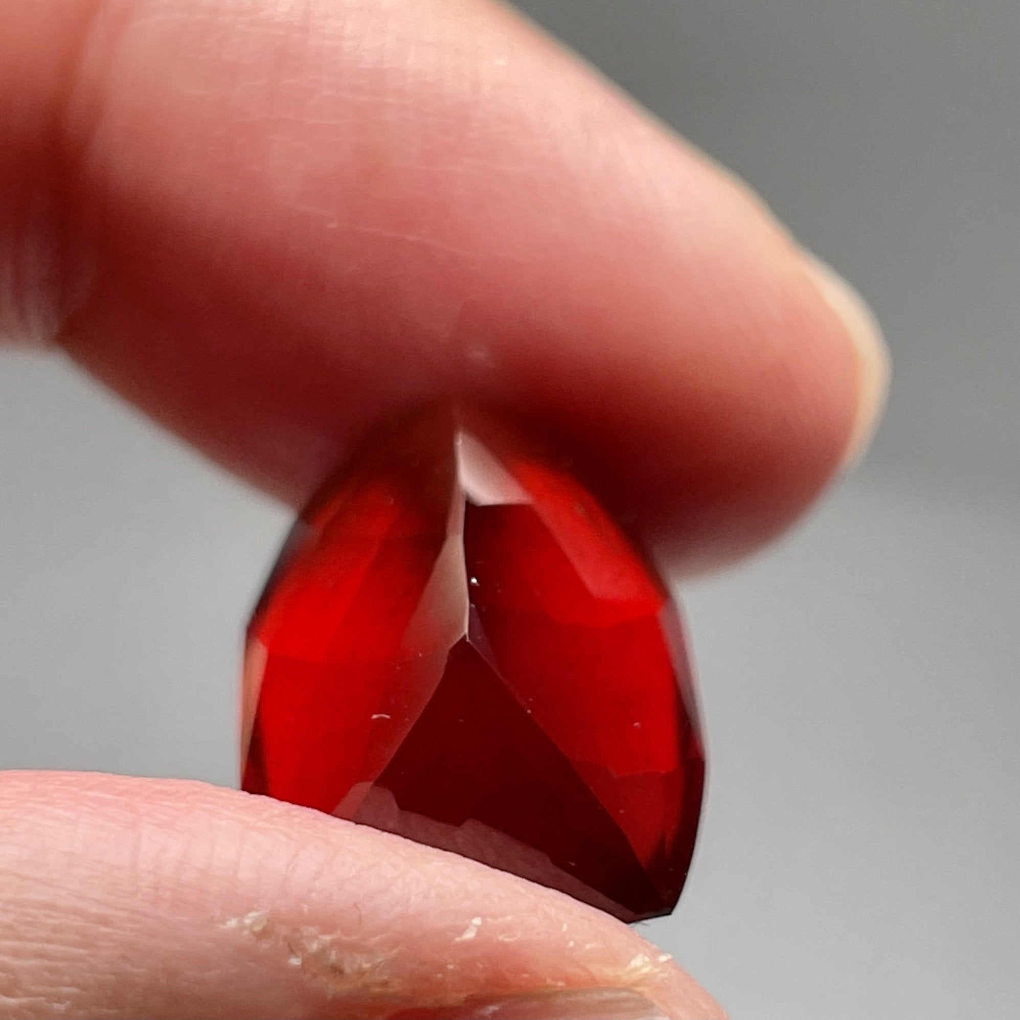 23.80Ct Hessonite Garnet Tanzania Untreated Unheated. 20 X 12.5 9 Mm. Use Either Side.