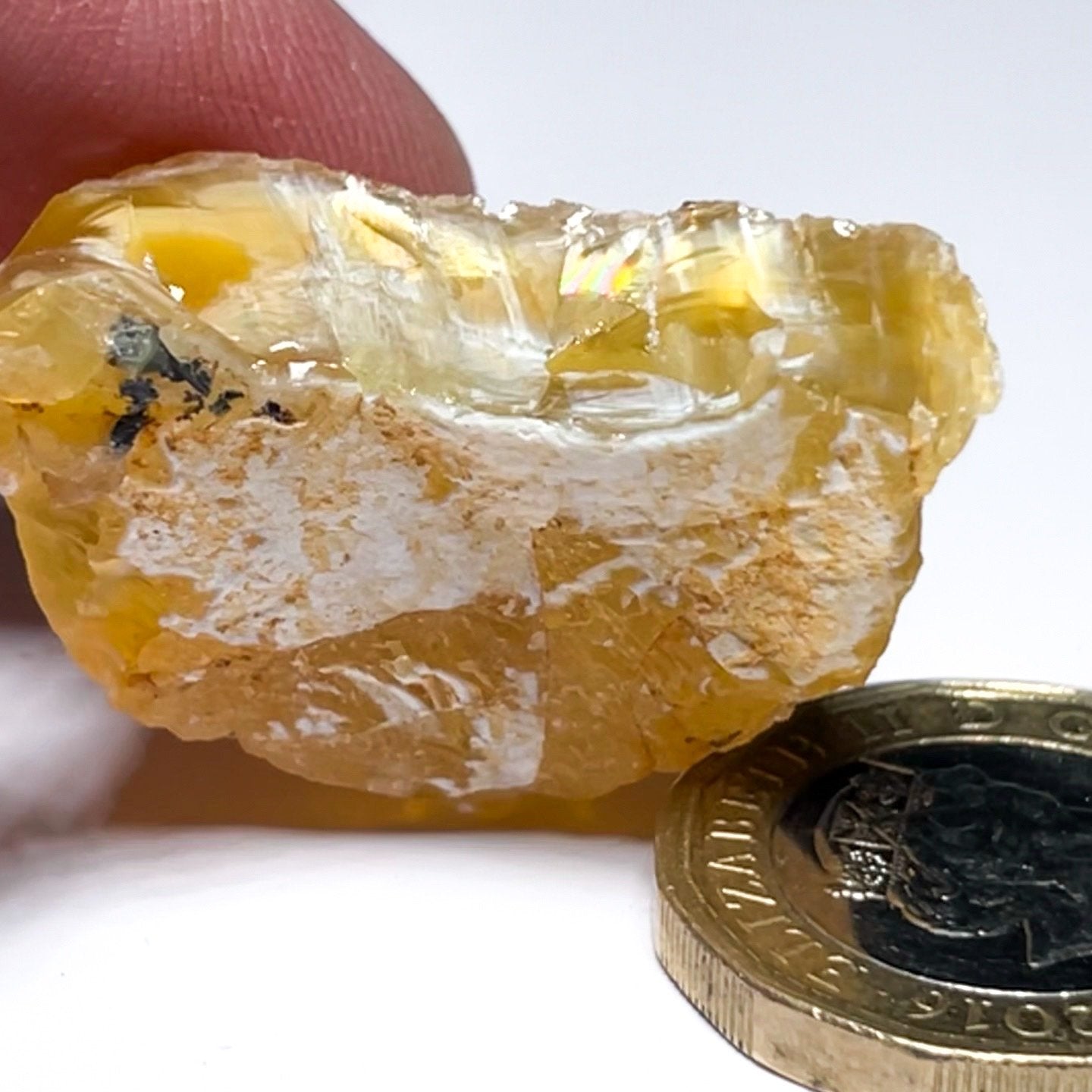 46.74Ct Opal Tanzania Untreated Unheated From A 1999 Deposit Chatoyant (Pearly Cats-Eye Effect)