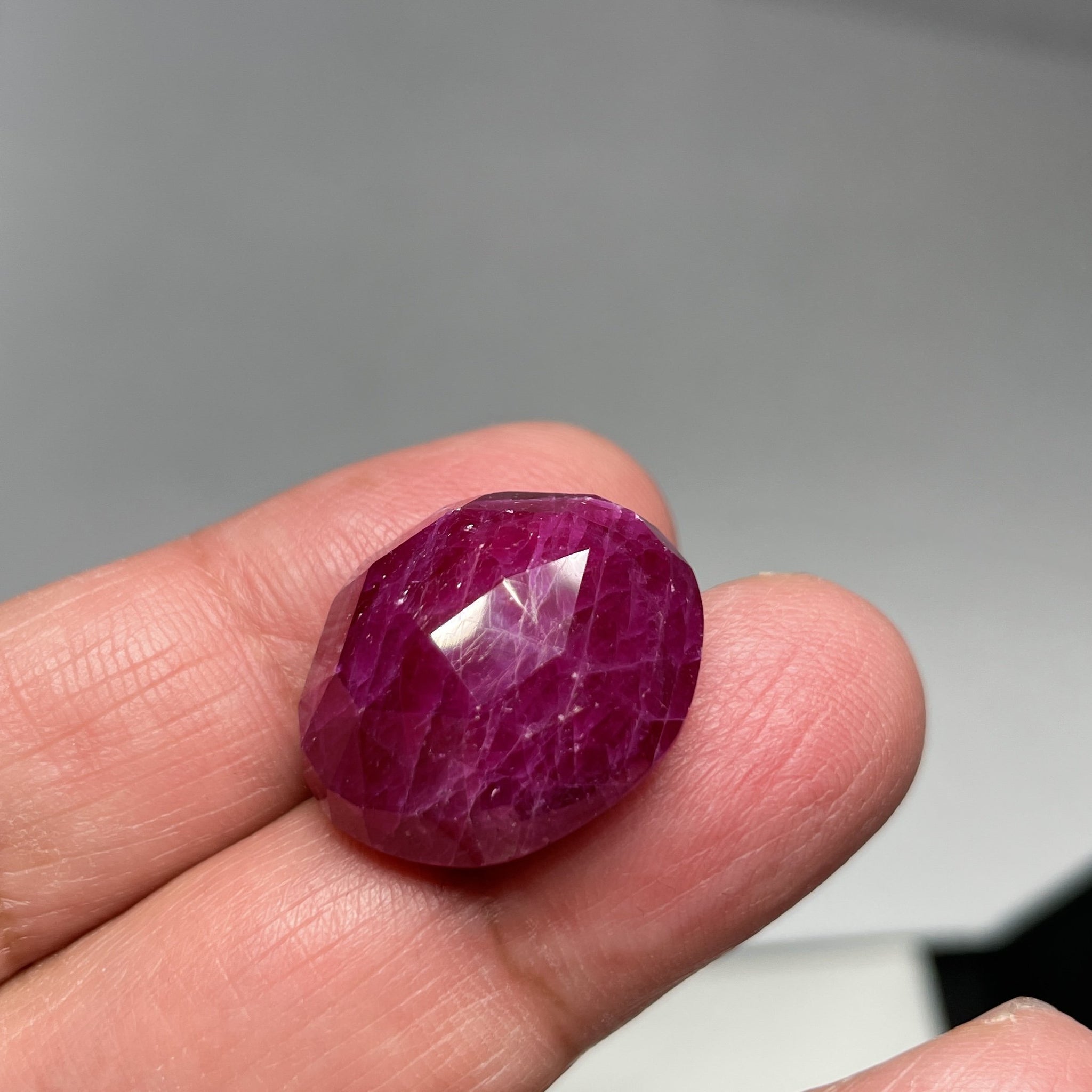 47.27Ct Faceted Ruby Cab Longido Tanzania Untreated Unheated. 21 X 19.5 11Mm