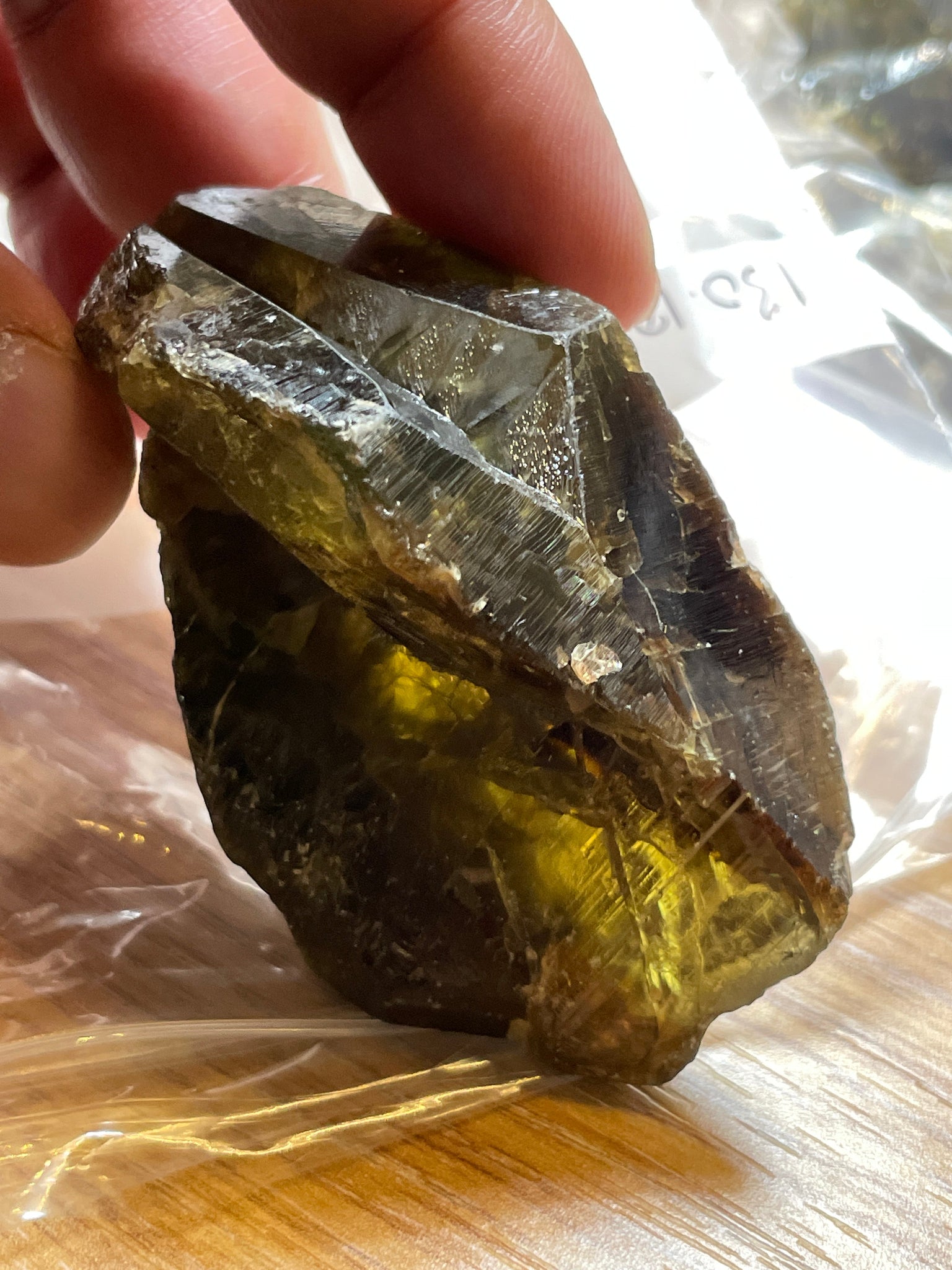 130.10Gm / 650.50Ct Sphene Crystal From Tanzania. Superb Rare Piece. 71.60 X 50.00 33.20Mm