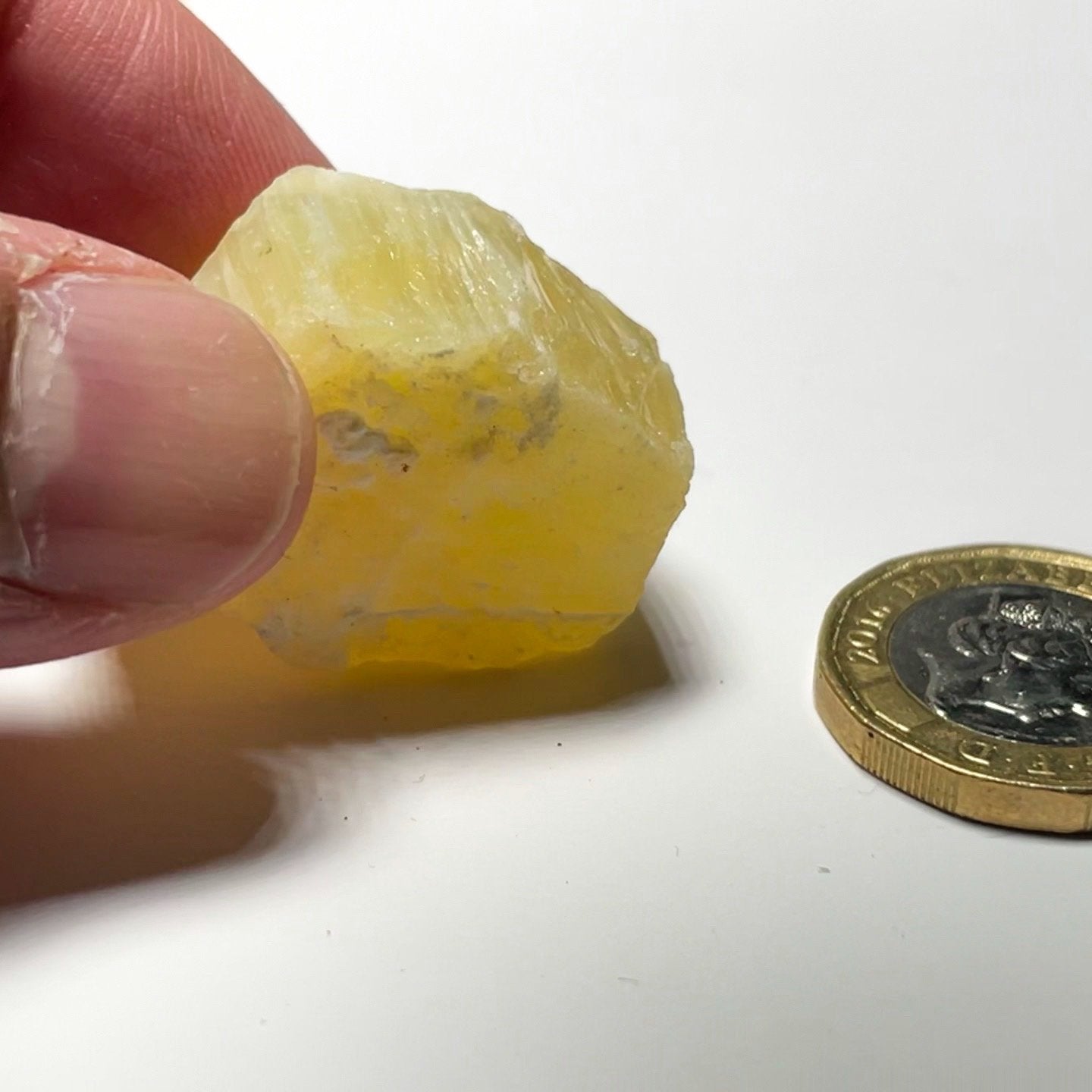 72.41Ct Opal Tanzania Untreated Unheated From A 1999 Deposit Chatoyant (Pearly Cats-Eye Effect)