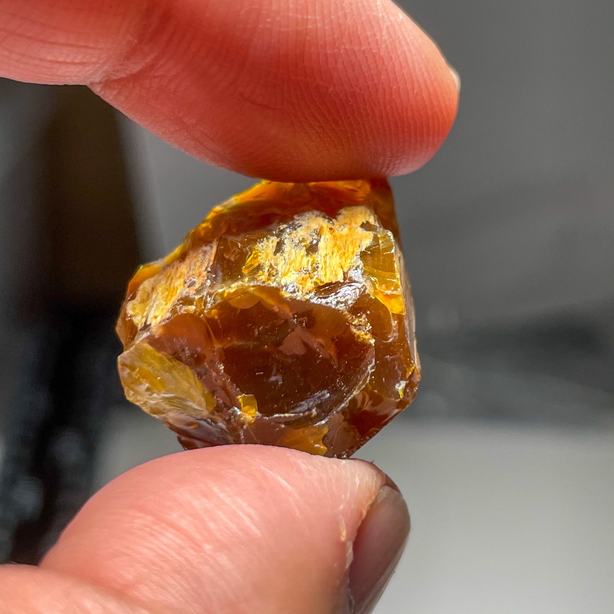 34.90Ct Opal Tanzania Untreated Unheated From A 1999 Deposit Chatoyant (Cats-Eye Effect) Has An