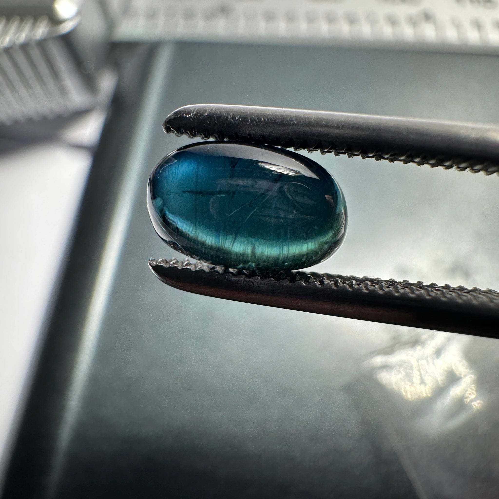 1.80Ct Sapphire Cabochon Kenya. Untreated Unheated. Can Be Used As Is Or Facet It Into A Cut Stone.