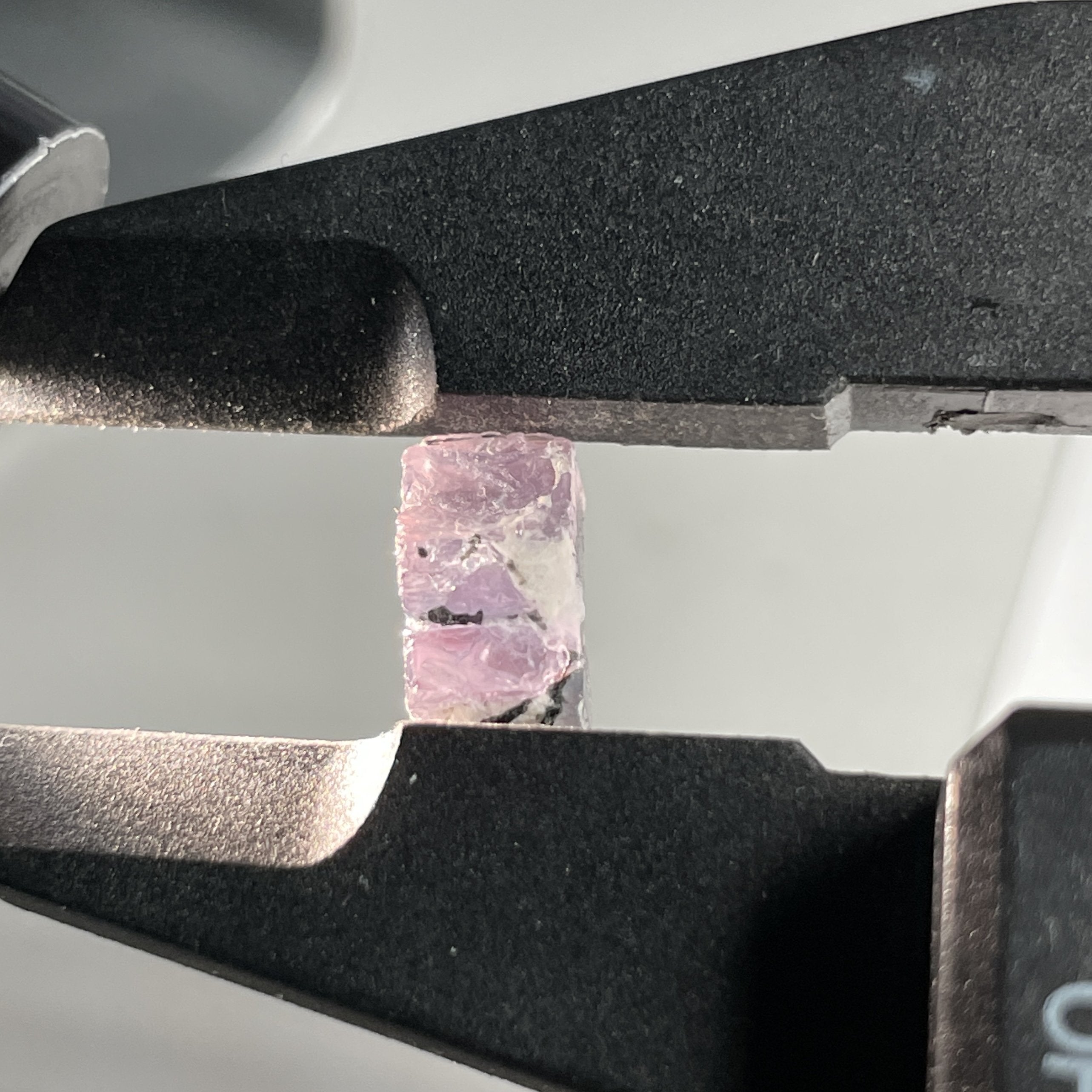3.80Ct Alexandrite Crystal Tanzania Untreated Unheated. 9 X 5.2 5Mm