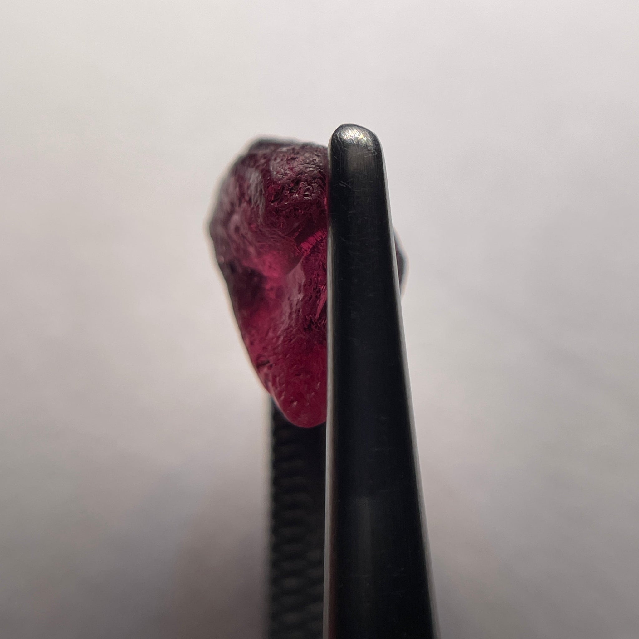 3.57Ct Tanzanian Garnet Untreated Unheated. Vvs-If