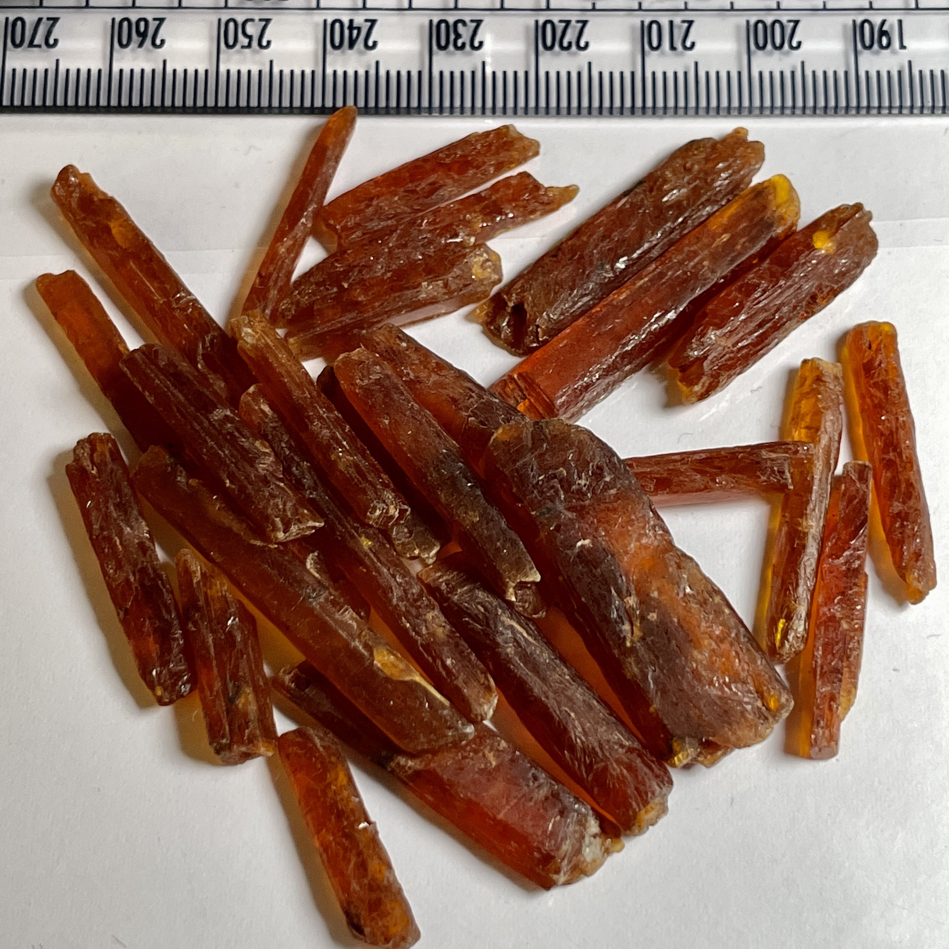 43.90Gm / 219.50Ct Selected Kyanite Lot Transparent Loliondo Untreated Unheated Tanzania. 4.47Ct -