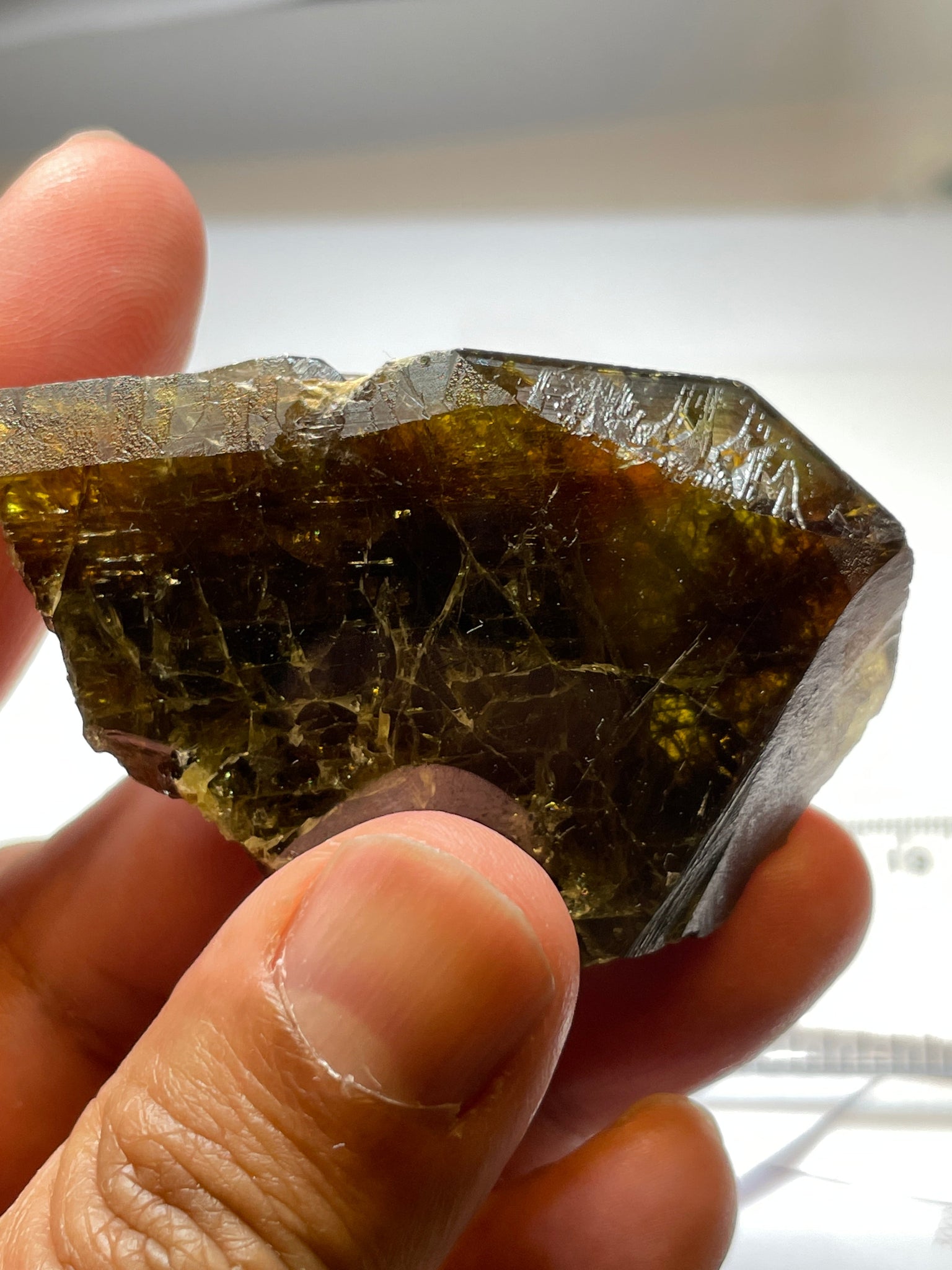 371.5Ct / 74.30Gm Tanzanian Sphene Crystal Untreated Unheated. 64.8 X 41.0 18.1Mm Very High End
