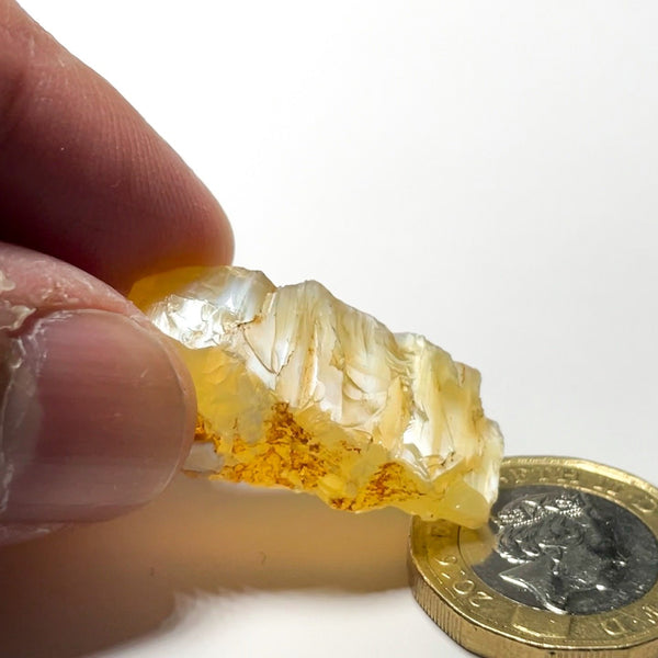 29.26Ct Opal Tanzania Untreated Unheated From A 1999 Deposit Chatoyant (Pearly Cats-Eye Effect)