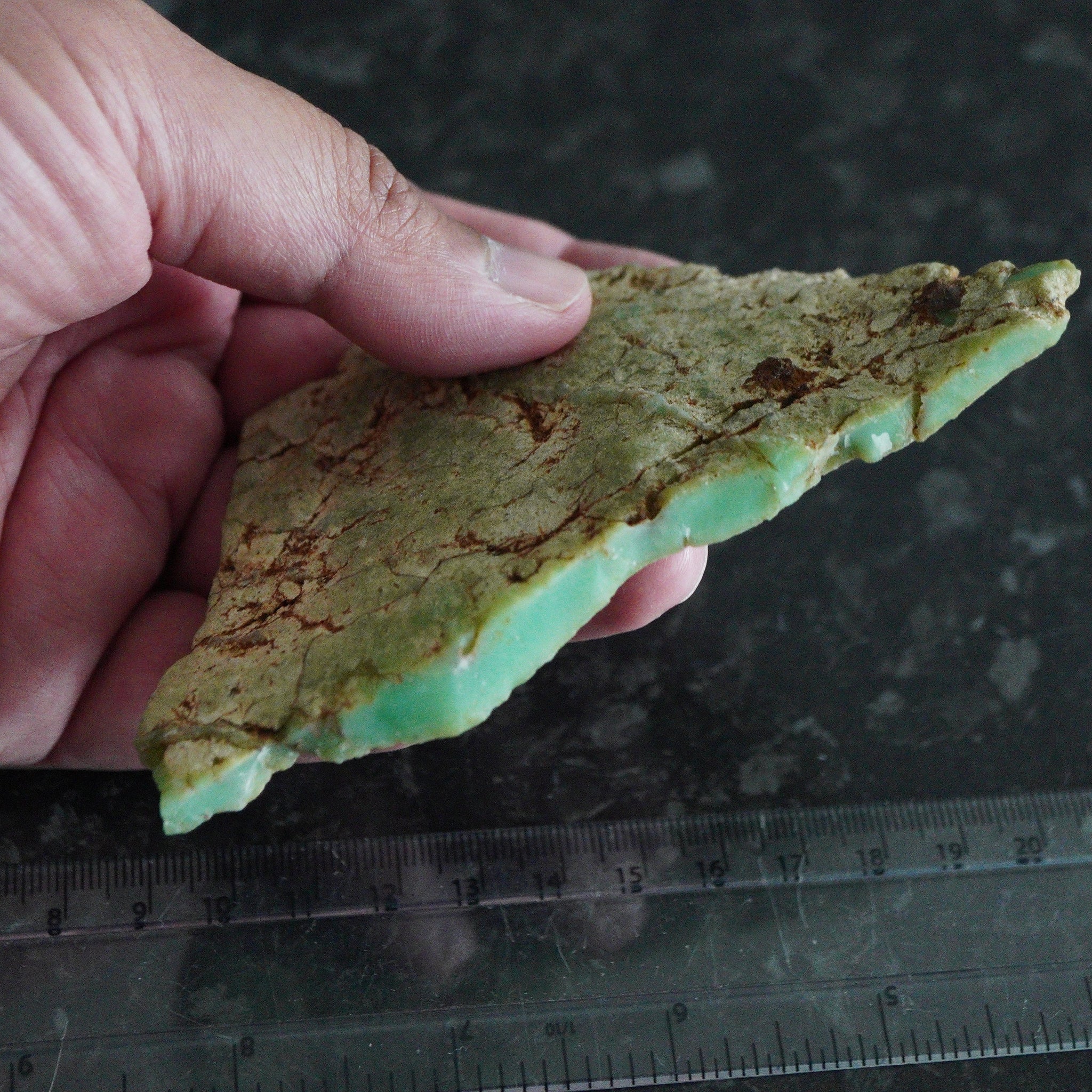 90.80Gm Flattish Chrsoprase Tanzania