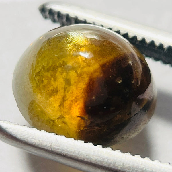 2.77Ct Umba Sapphire Cabochon. Tanzania Untreated Unheated.