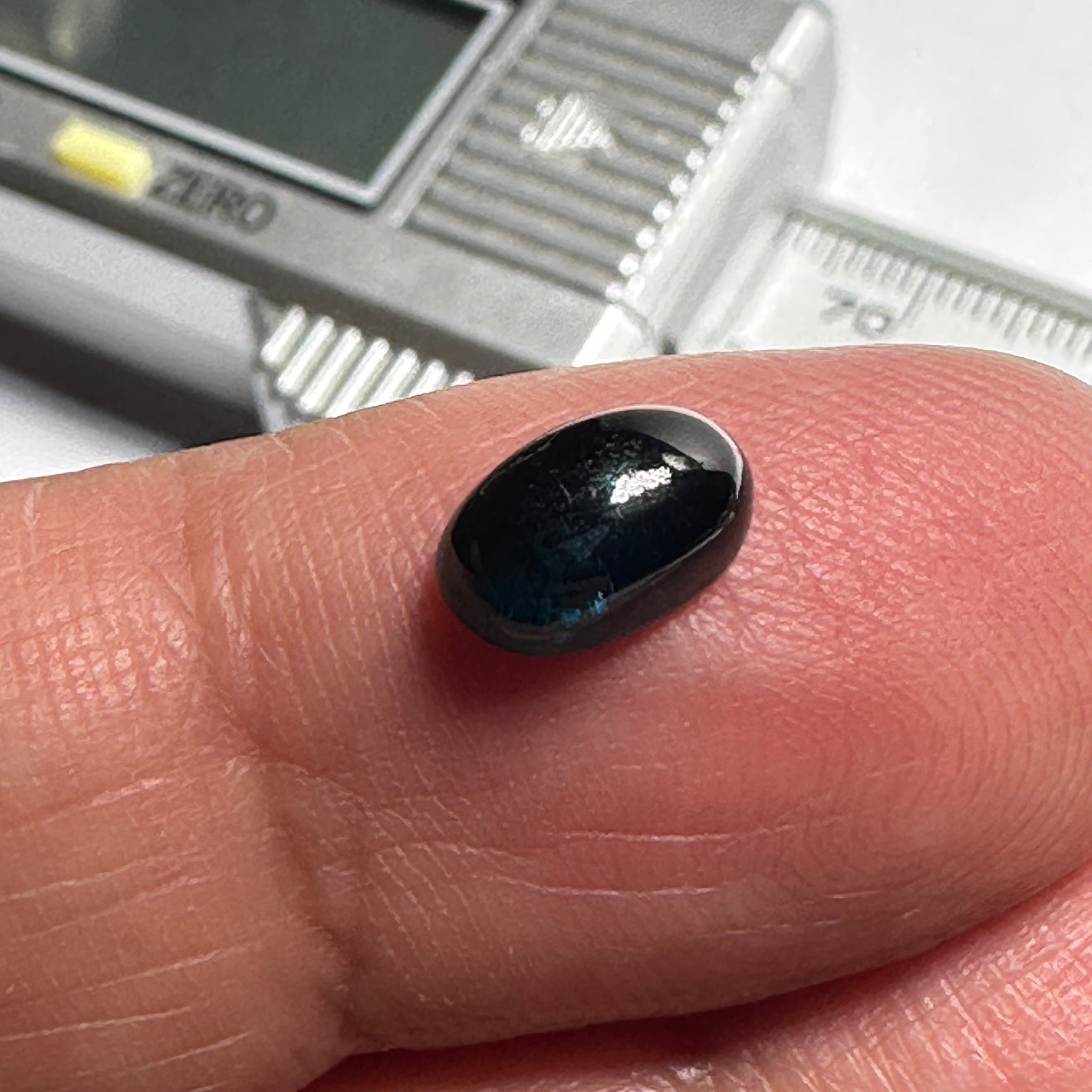 1.80Ct Sapphire Cabochon Kenya. Untreated Unheated. Can Be Used As Is Or Facet It Into A Cut Stone.