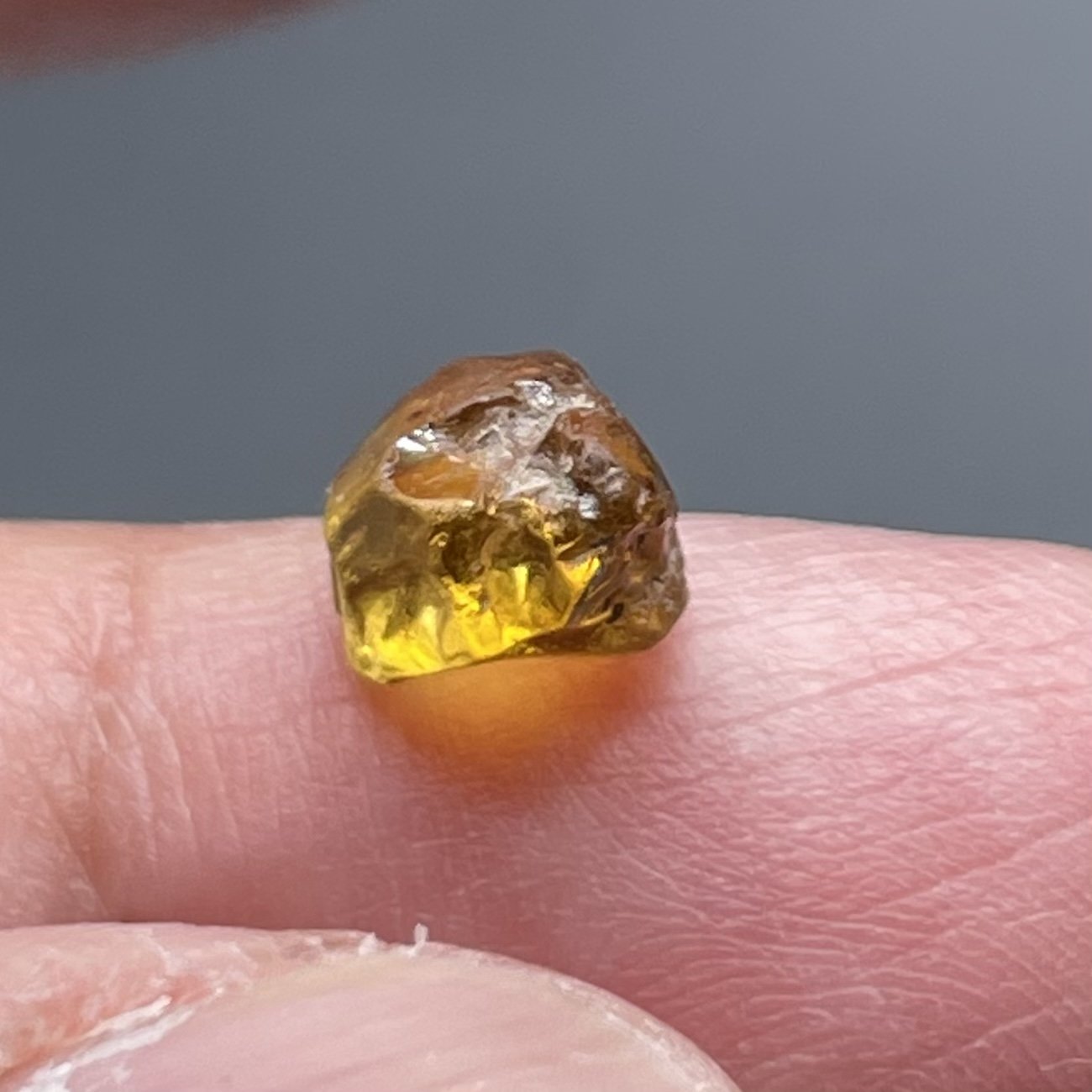 2.37Ct Tourmaline Tanzania Vs(Very Tiny Black Spot Inside) Unheated Untreated.