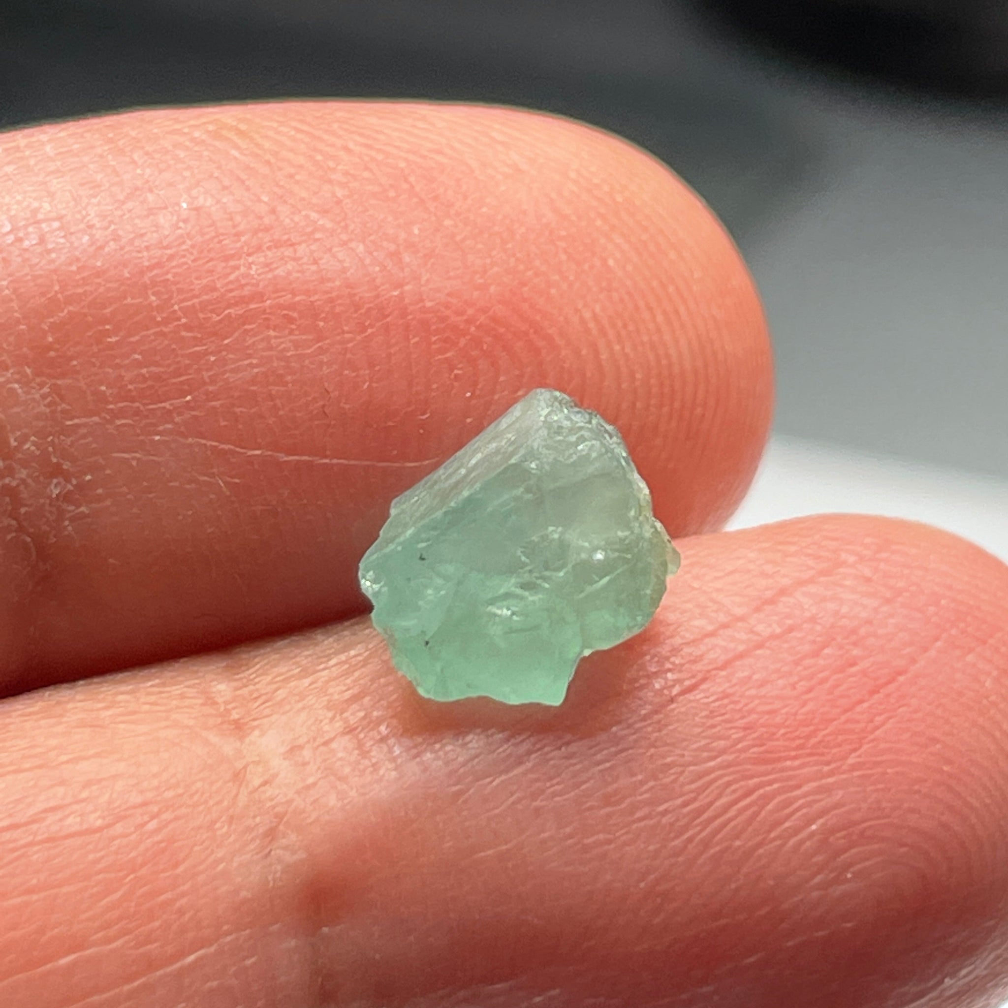 2.51Ct Emerald Crystal. Tanzania. No Oil Untreated Unheated.
