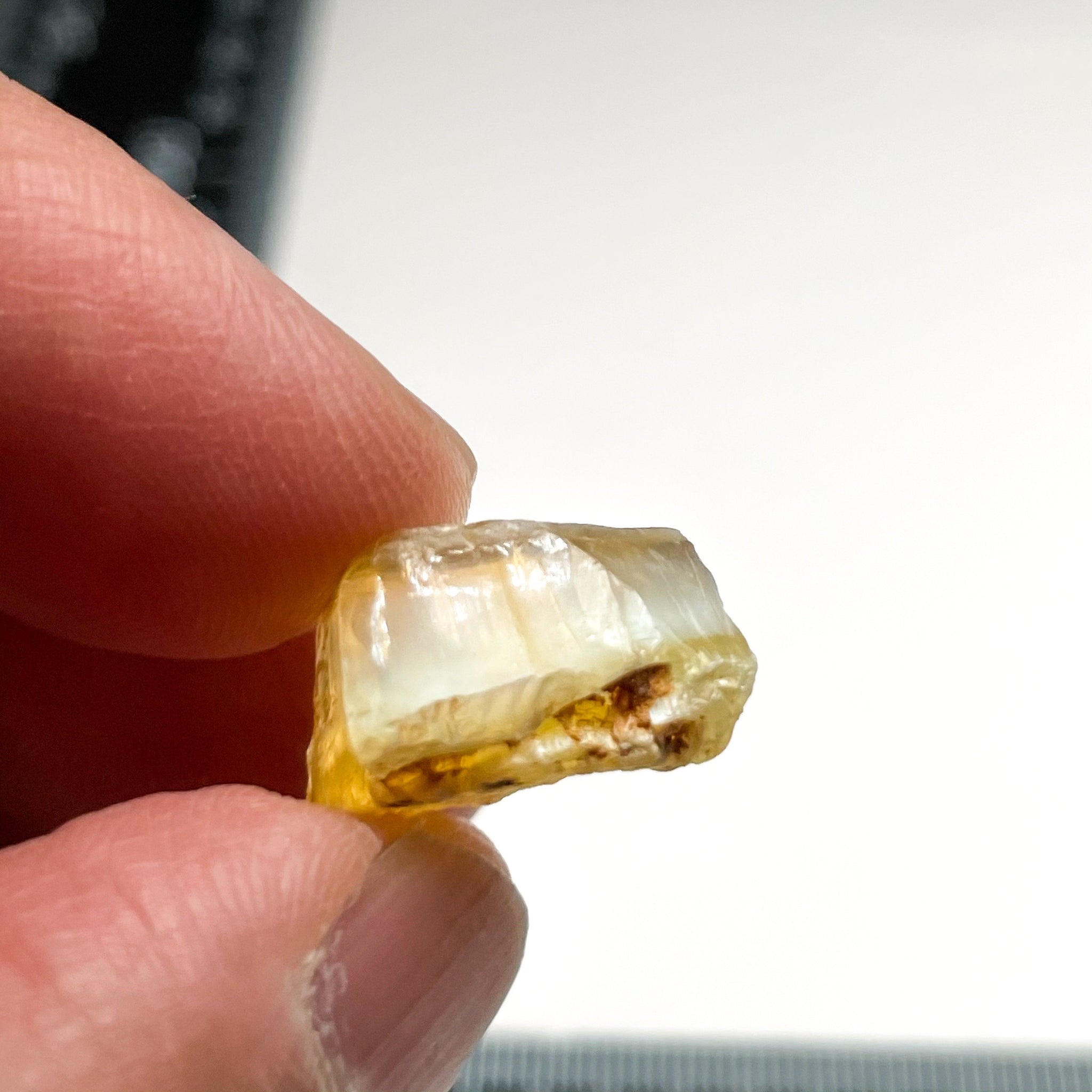 10.69Ct Opal Cats Eye Effect Tanzania. Untreated Unheated